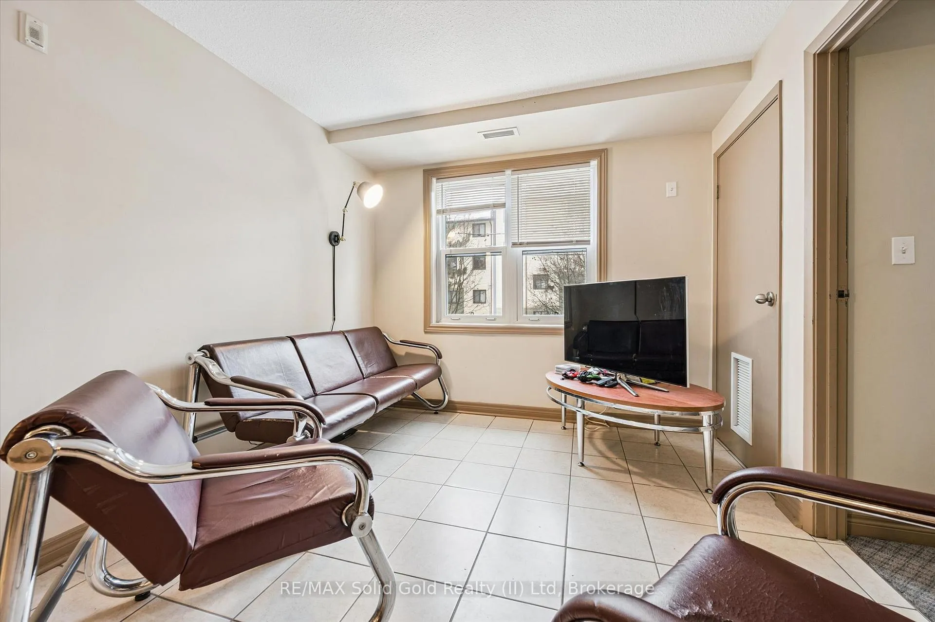 Photo 15 of Unit 102, 271 Lester Street, Waterloo, Beechwood/University — HOMEH