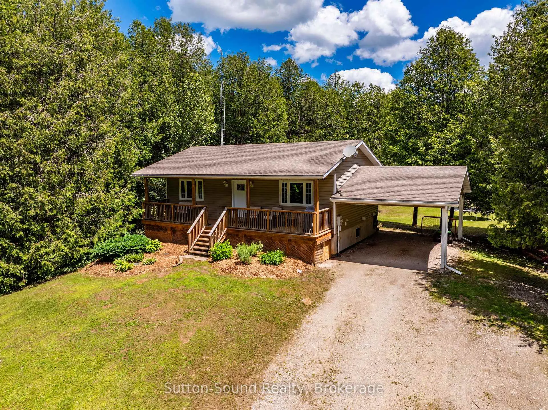 Photo 2 of 395685 Concession 2, Chatsworth — HOMEH