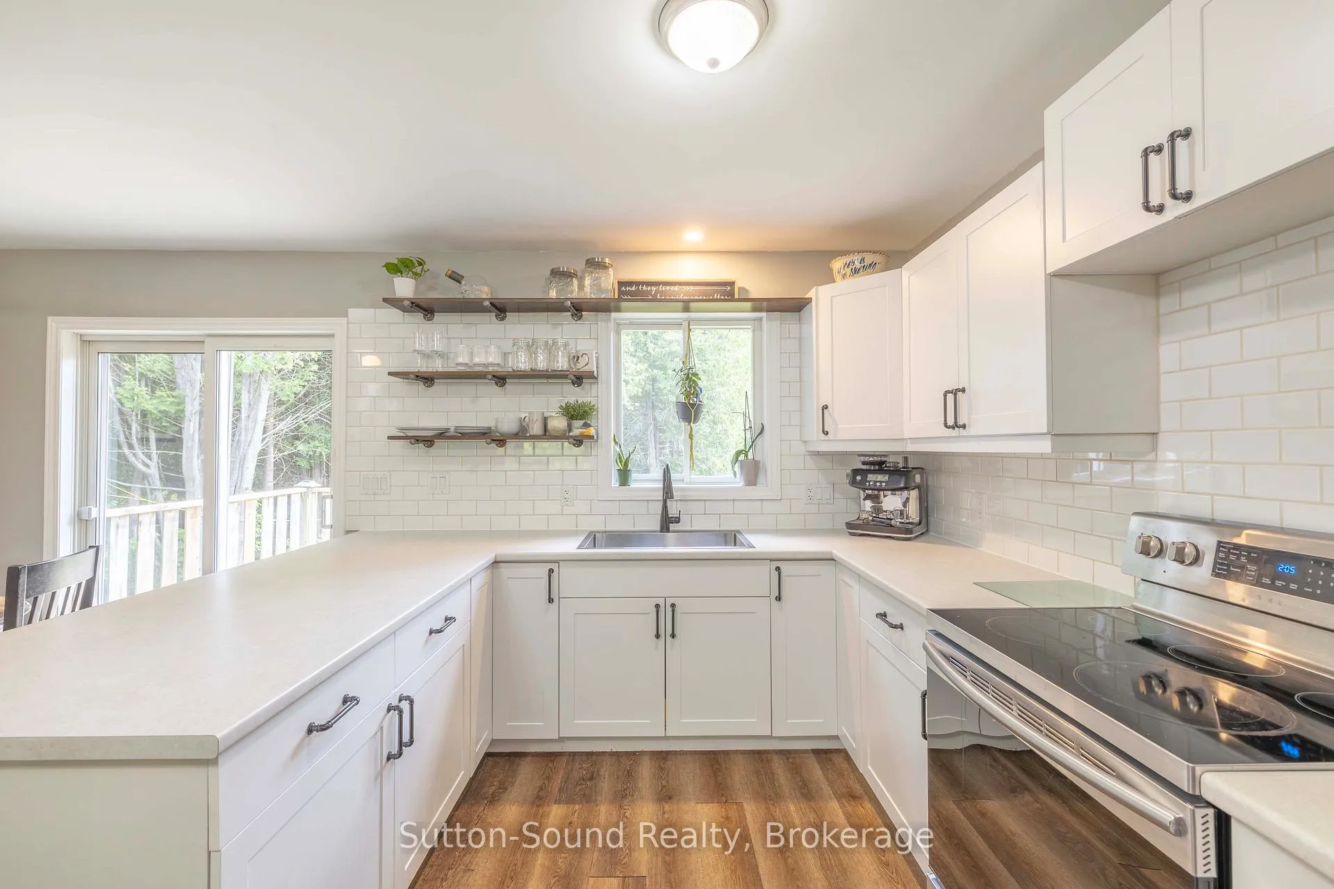 Photo 11 of 395685 Concession 2, Chatsworth — HOMEH
