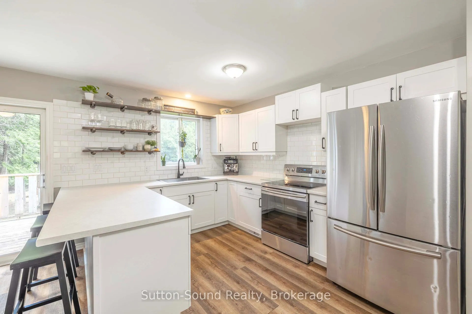 Photo 12 of 395685 Concession 2, Chatsworth — HOMEH