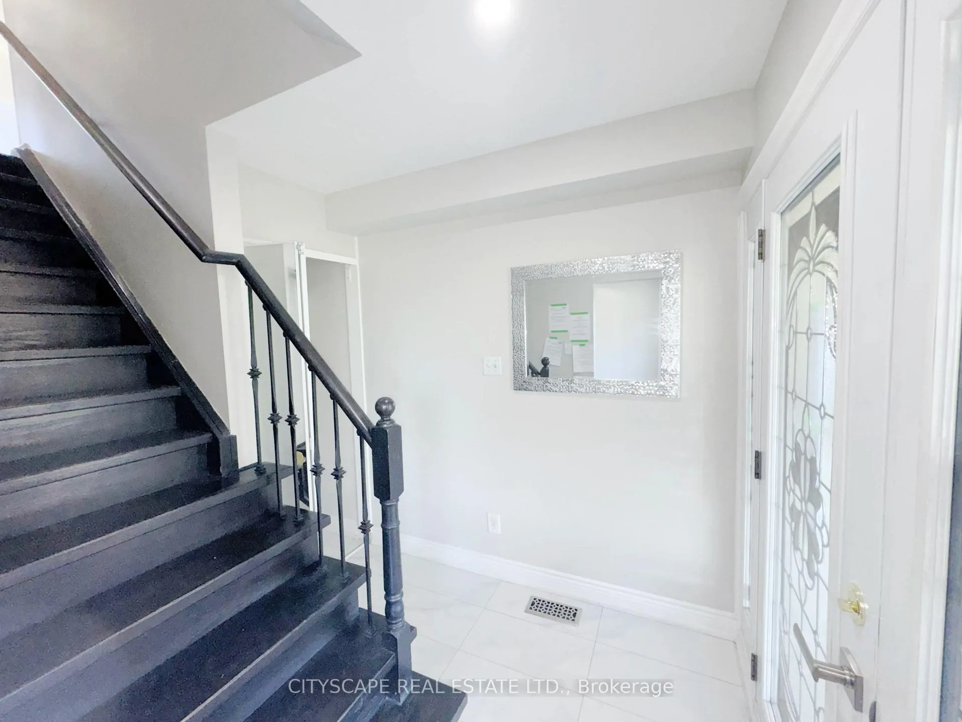 Photo 7 of 345 Silverstone Drive, Etobicoke, West Humber-Clairville — HOMEH