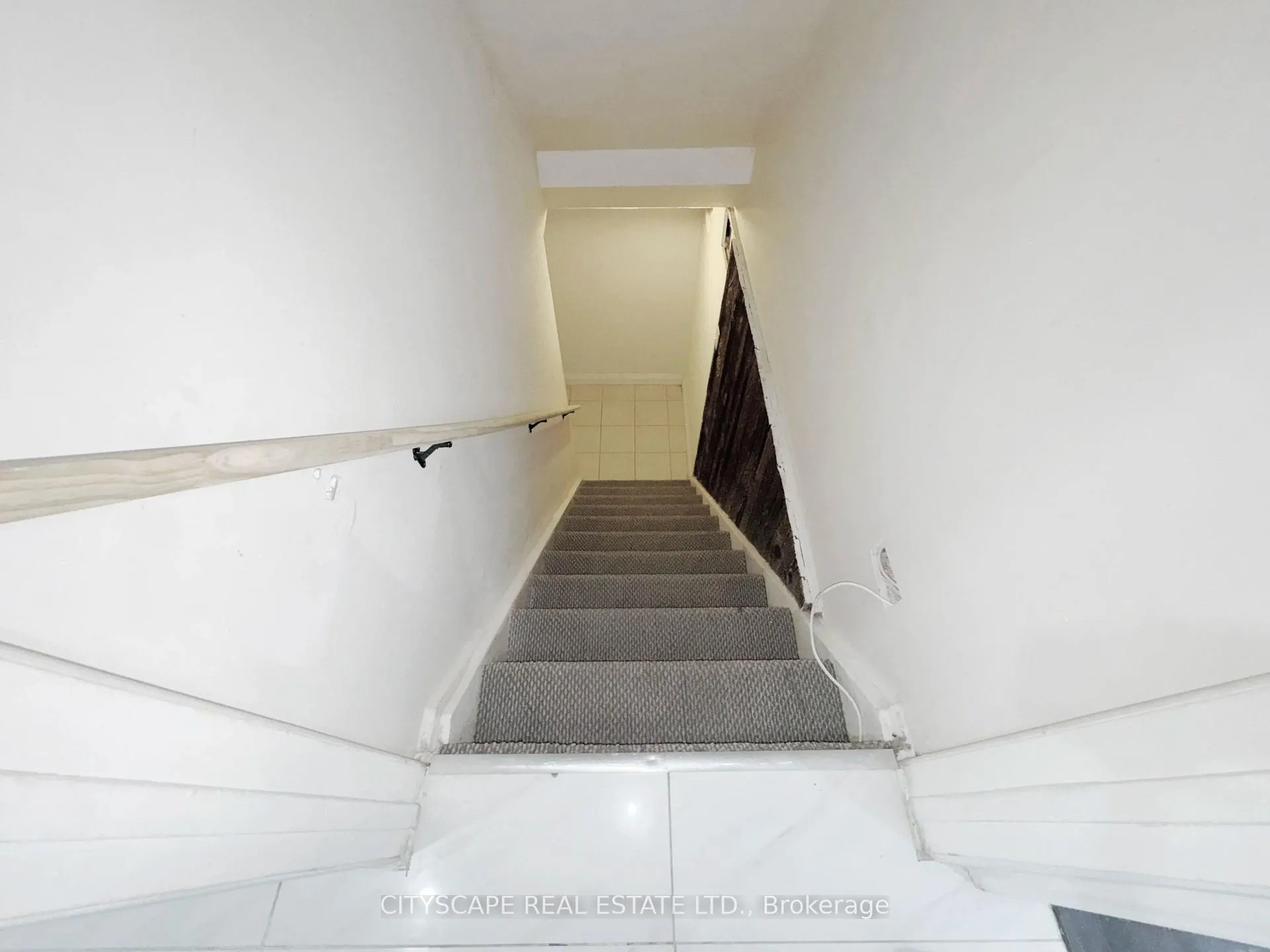 Photo 33 of 345 Silverstone Drive, Etobicoke, West Humber-Clairville — HOMEH