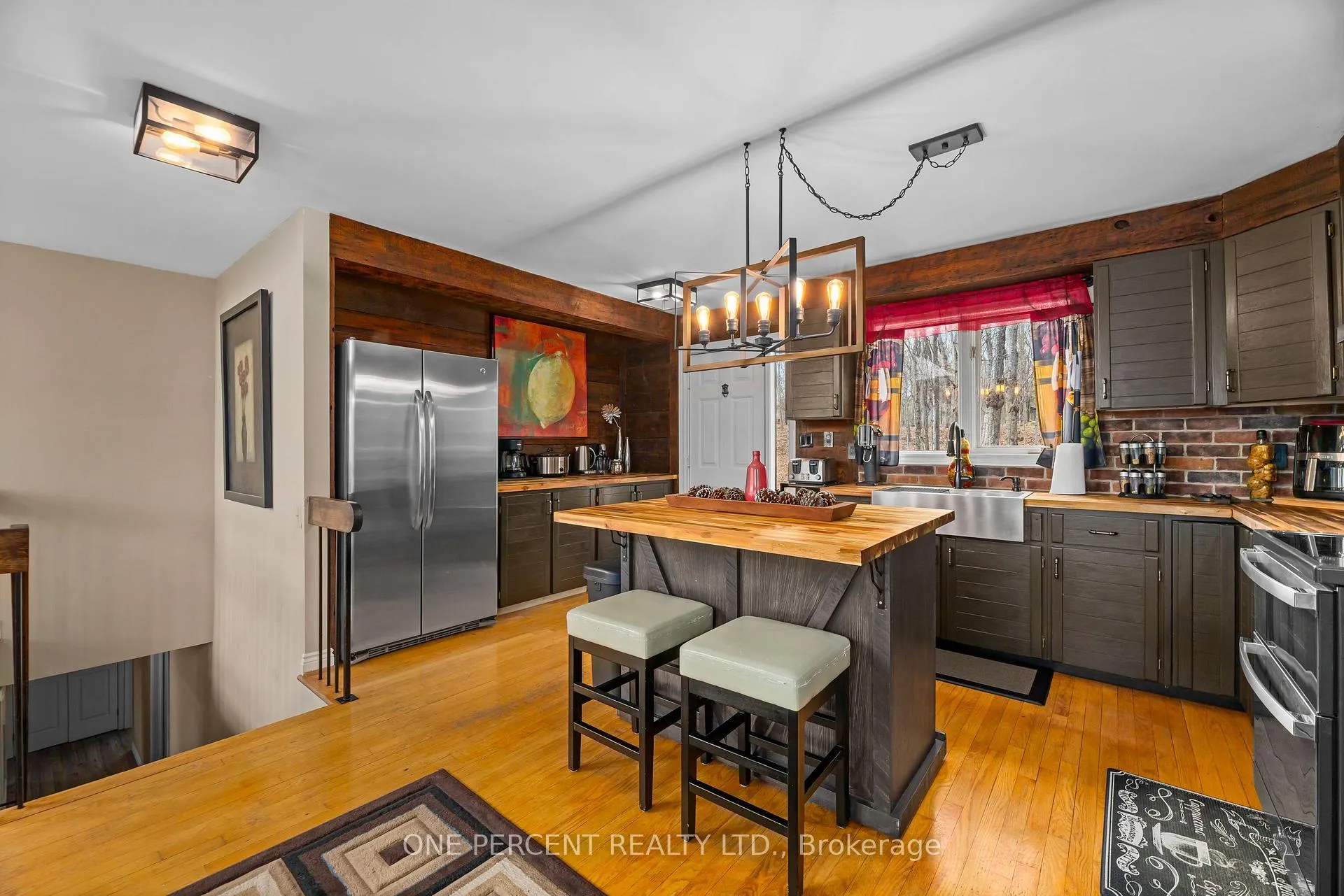 Photo 10 of 1069 Chalet Road, Dysart et al, Guilford — HOMEH