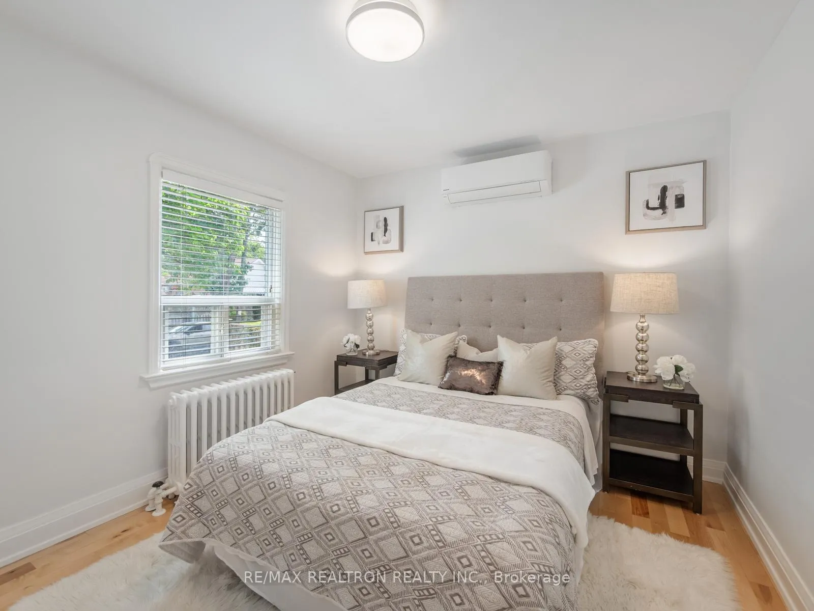 Photo 13 of 585 O'Connor Drive, Toronto, East York — HOMEH