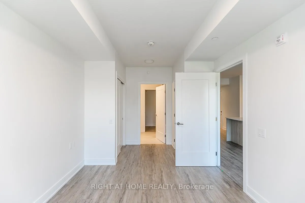 Photo 10 of Unit 617, 185 Dunlop Street E, Barrie, Lakeshore — HOMEH