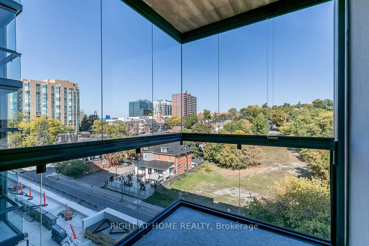 Photo 18 of Unit 617, 185 Dunlop Street E, Barrie, Lakeshore — HOMEH