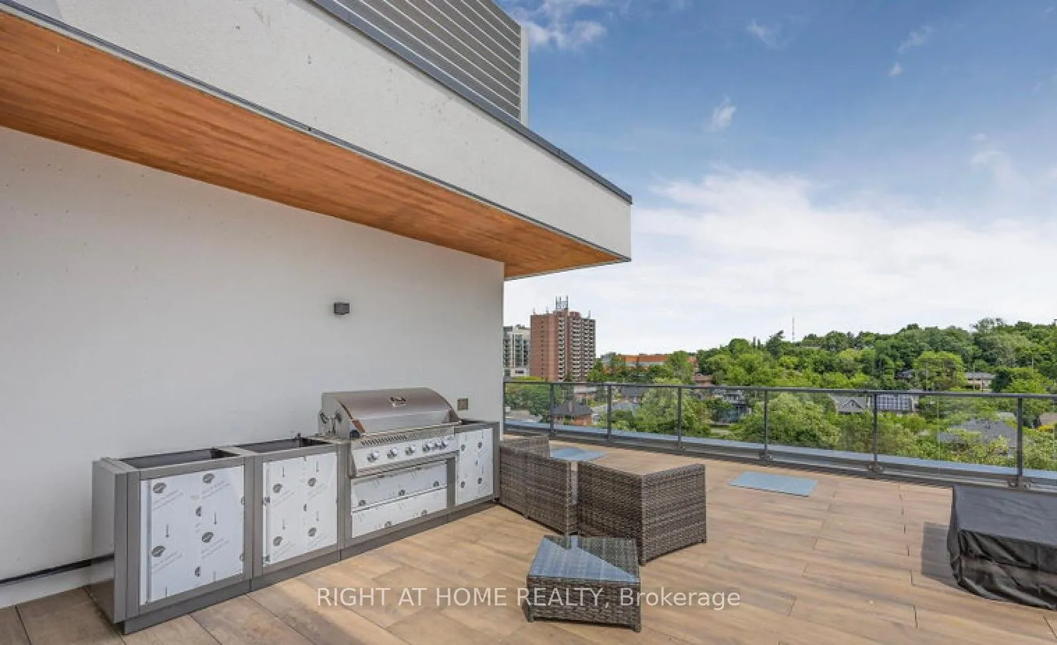 Photo 27 of Unit 617, 185 Dunlop Street E, Barrie, Lakeshore — HOMEH