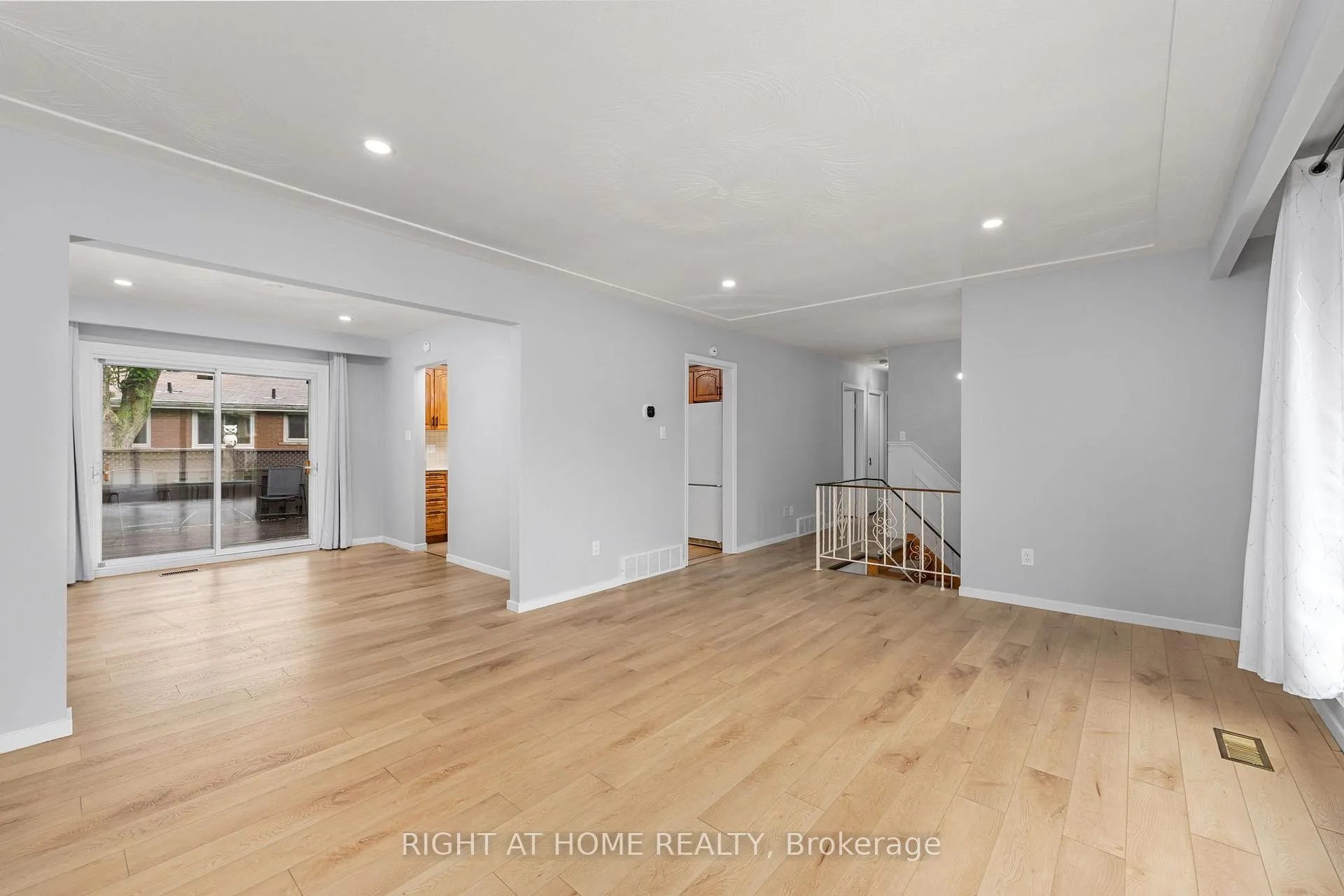 Photo 5 of 39 San Francisco Avenue, Hamilton, Mountview — HOMEH