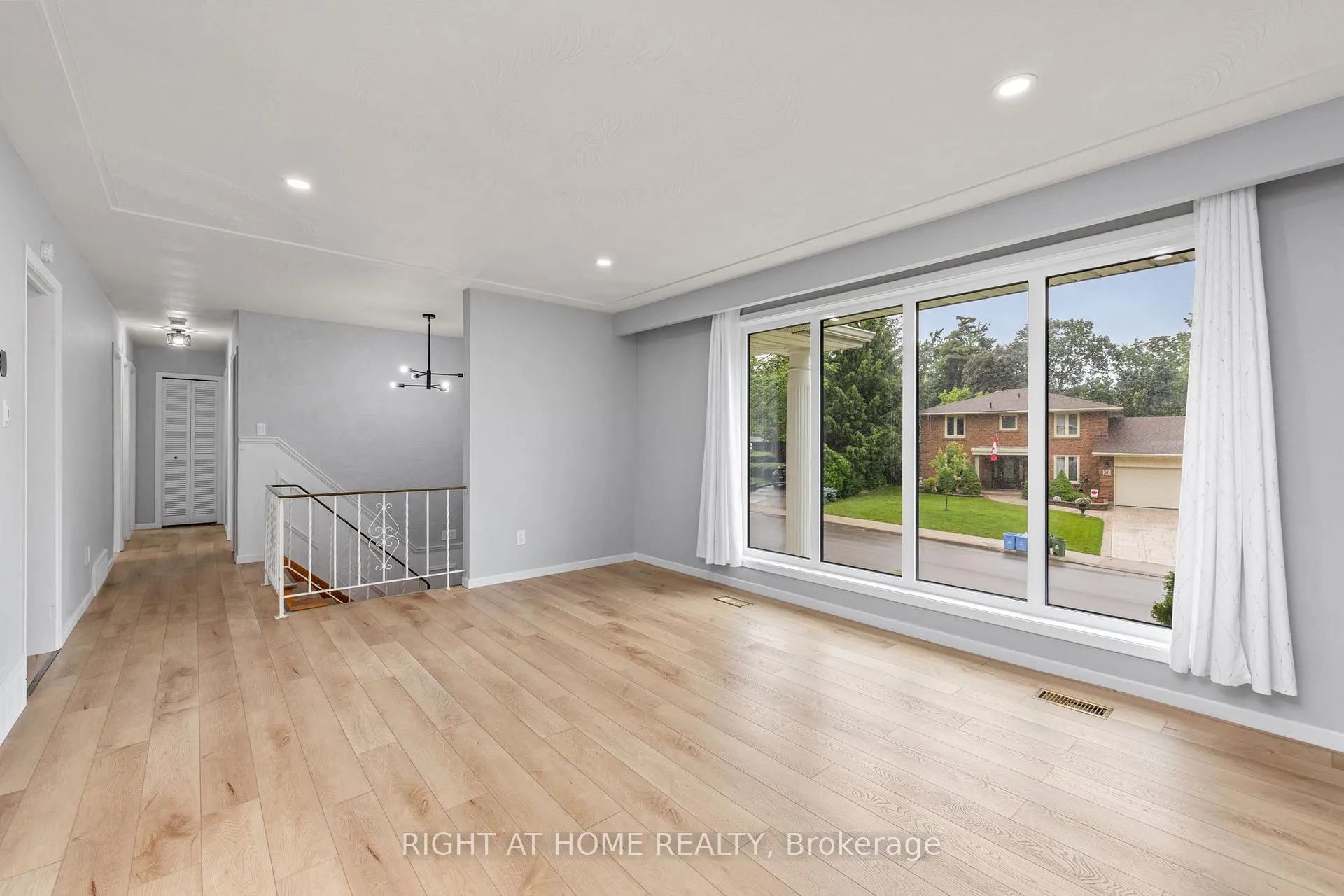 Photo 6 of 39 San Francisco Avenue, Hamilton, Mountview — HOMEH