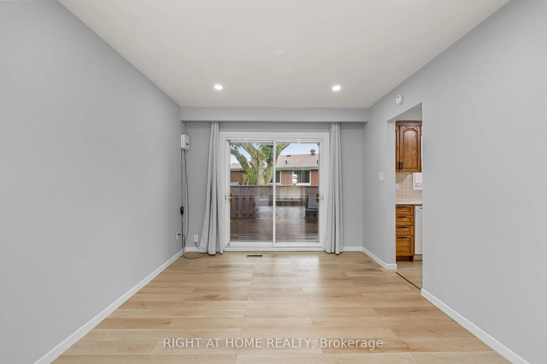 Photo 7 of 39 San Francisco Avenue, Hamilton, Mountview — HOMEH