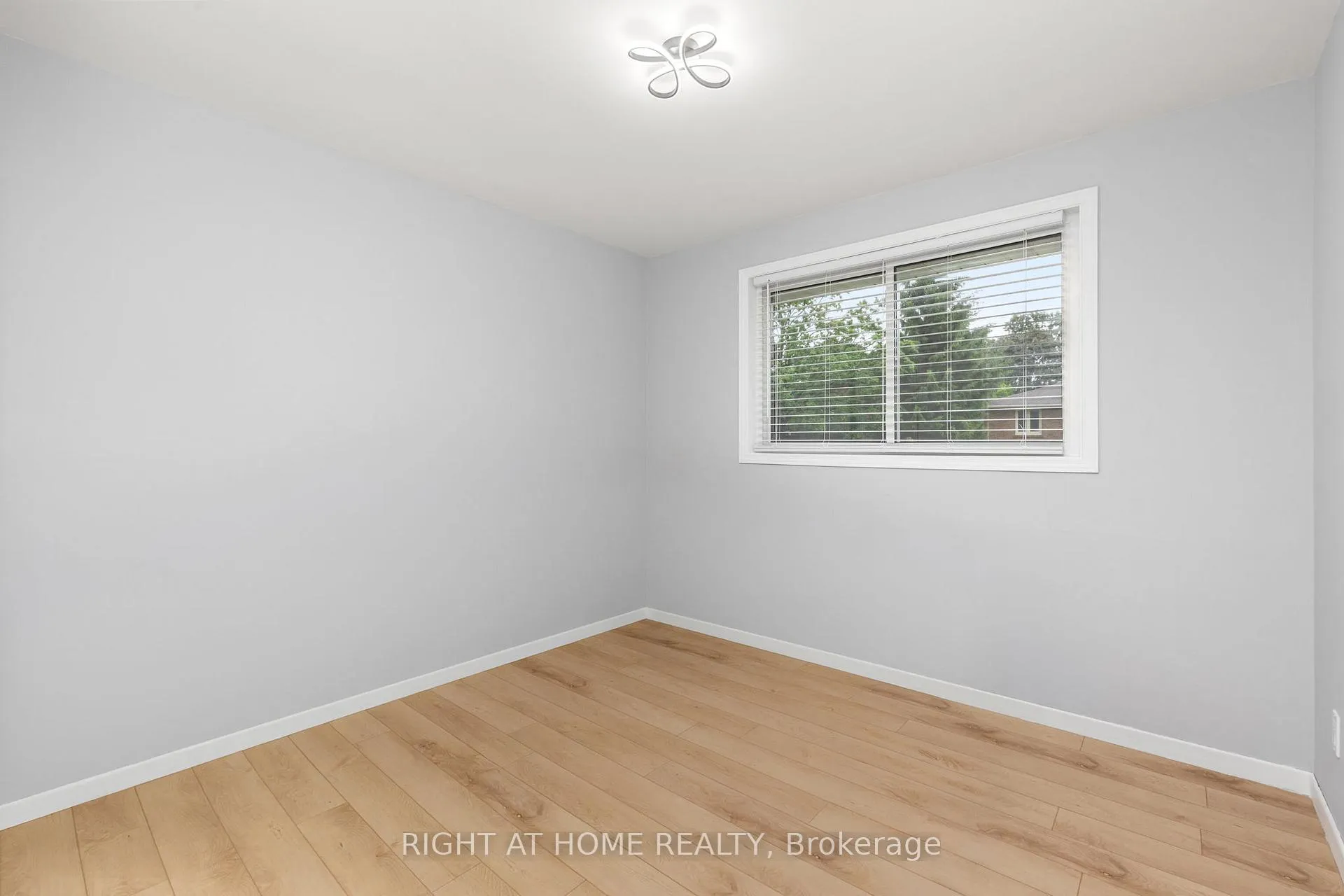 Photo 18 of 39 San Francisco Avenue, Hamilton, Mountview — HOMEH