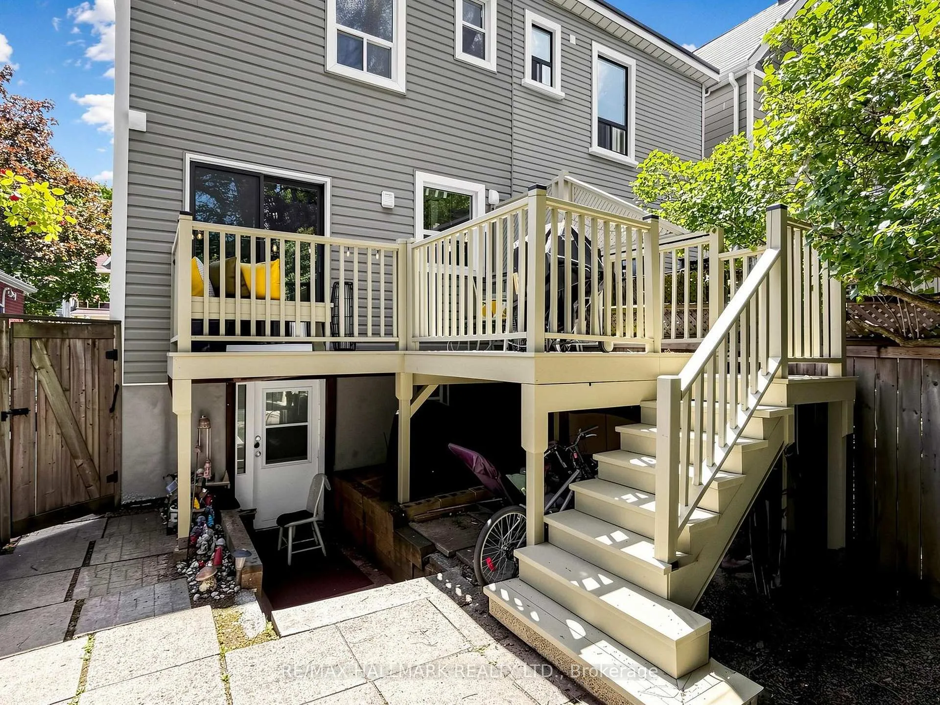 Photo 31 of 12 Richard Avenue, Toronto, Greenwood-Coxwell — HOMEH