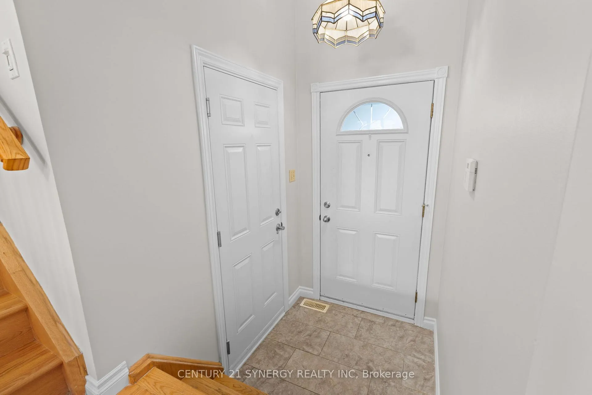 Photo 6 of 1626 Prestwick Drive, Ottawa, Queenswood Heights South — HOMEH