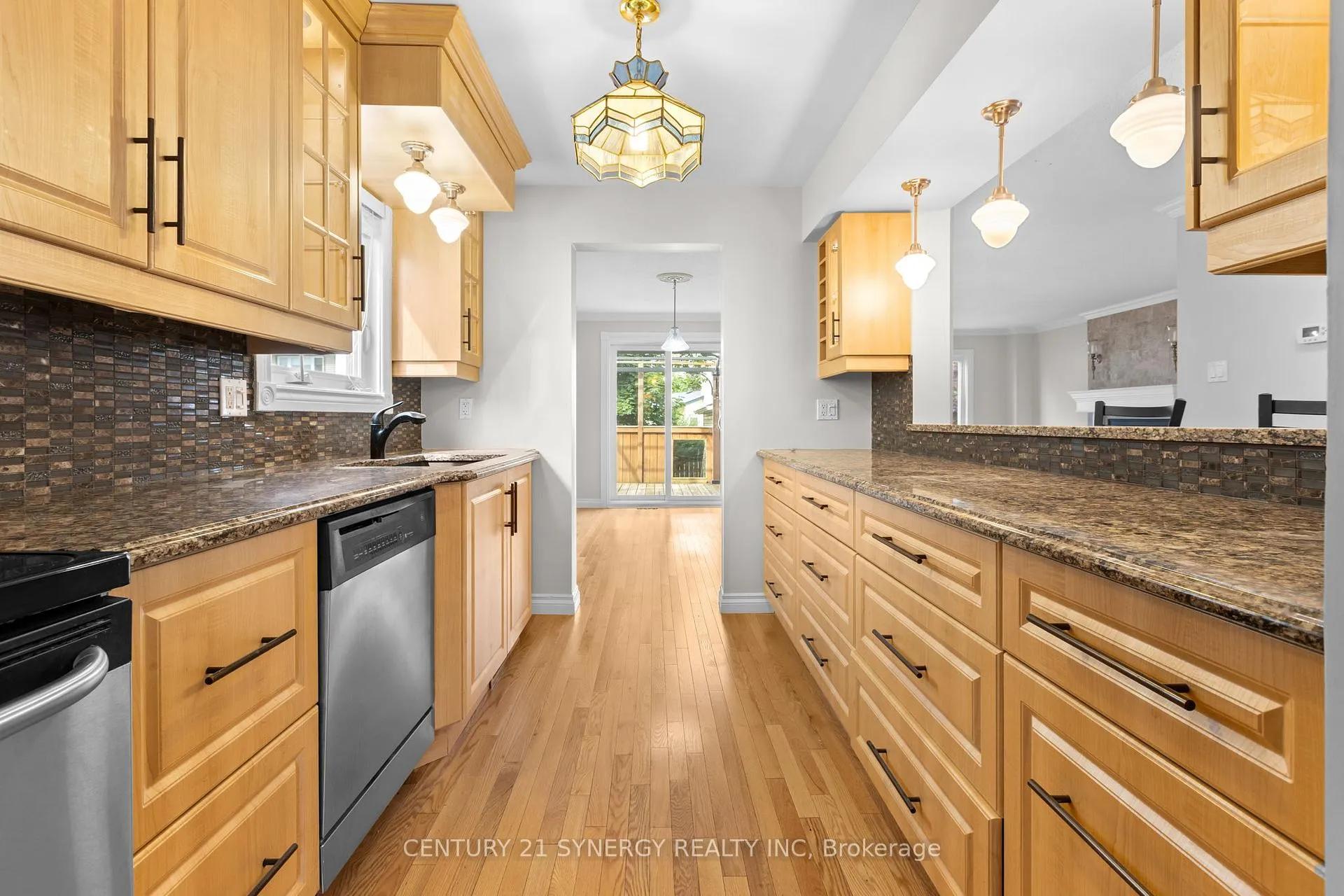 Photo 7 of 1626 Prestwick Drive, Ottawa, Queenswood Heights South — HOMEH