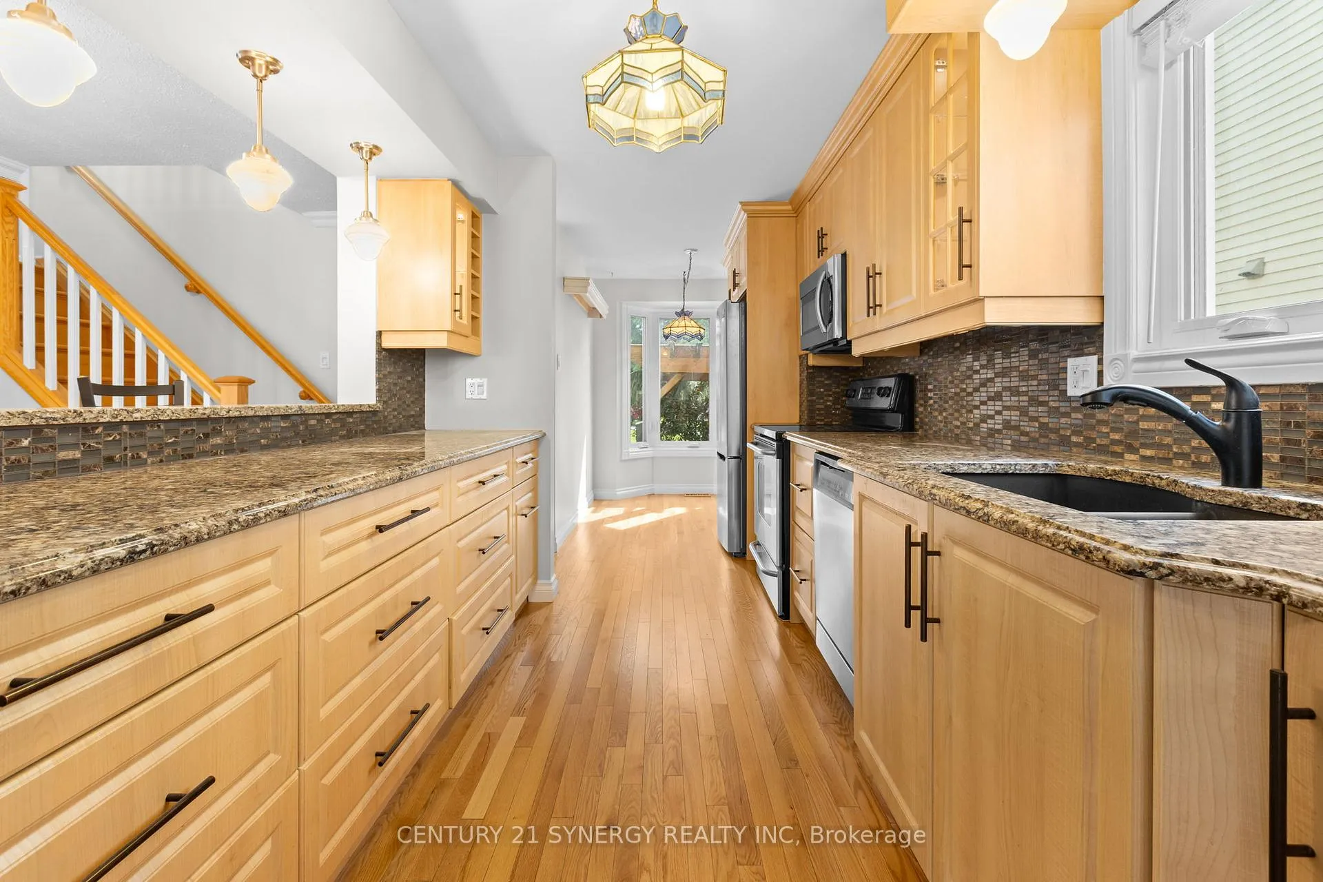 Photo 9 of 1626 Prestwick Drive, Ottawa, Queenswood Heights South — HOMEH