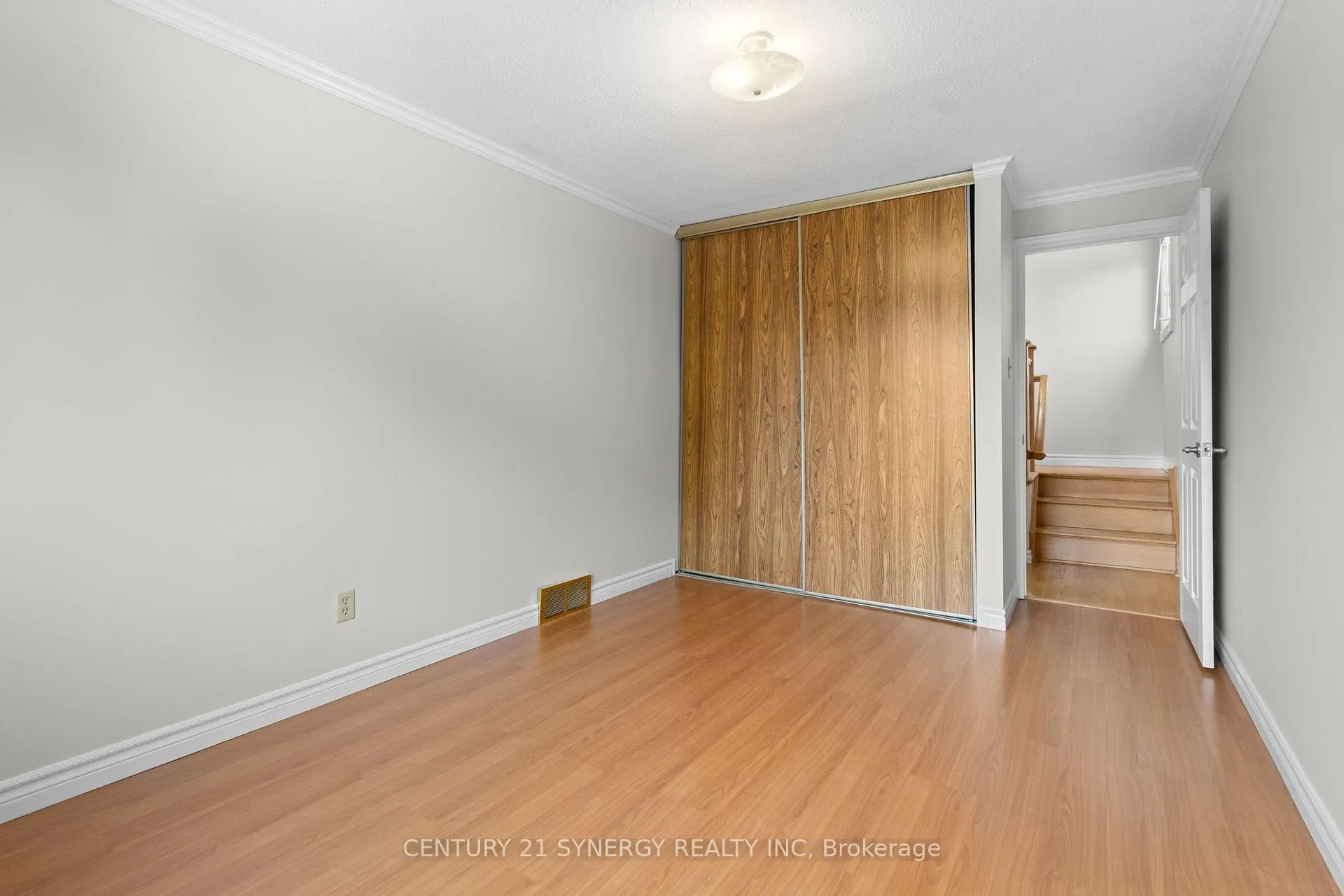 Photo 23 of 1626 Prestwick Drive, Ottawa, Queenswood Heights South — HOMEH