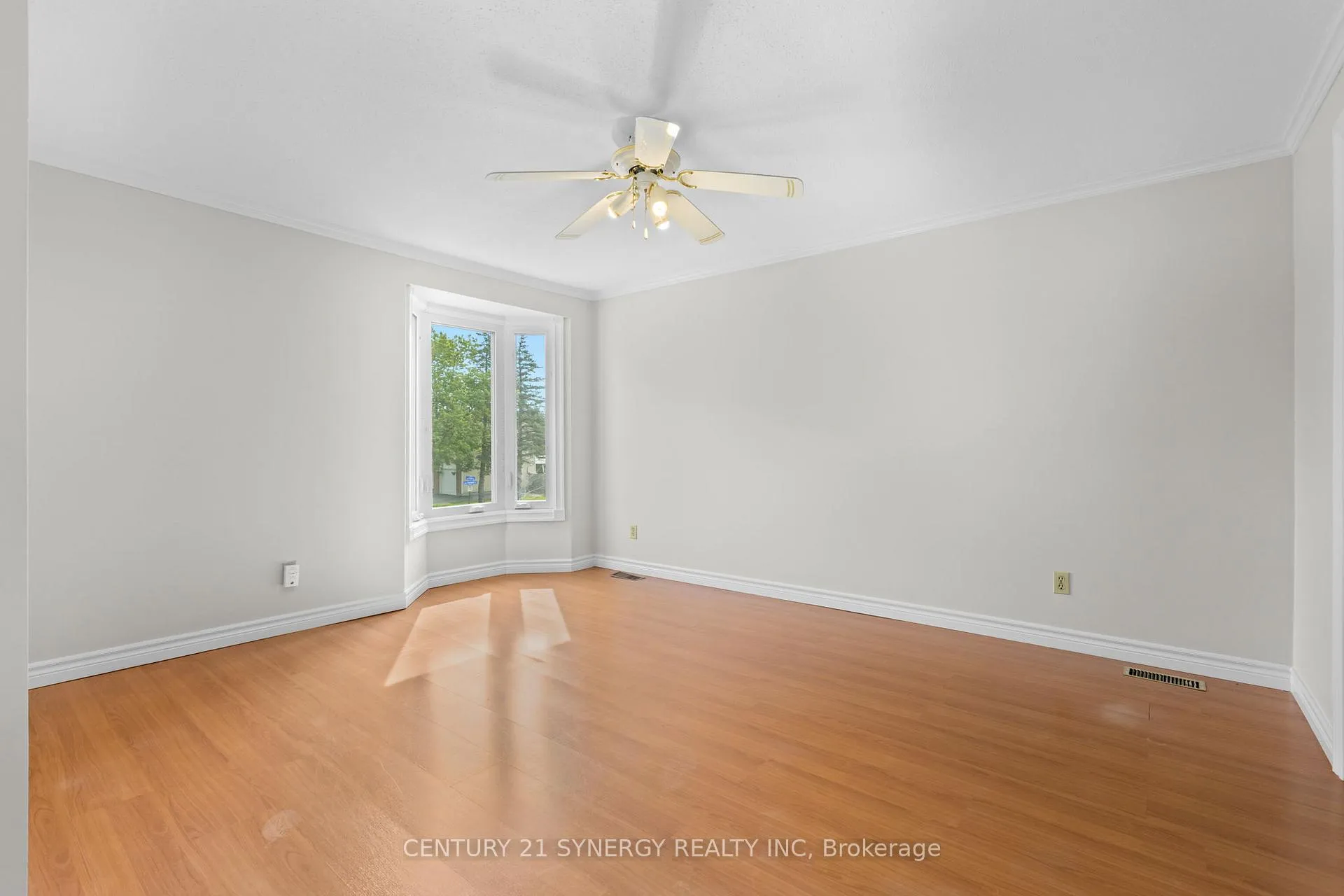Photo 25 of 1626 Prestwick Drive, Ottawa, Queenswood Heights South — HOMEH