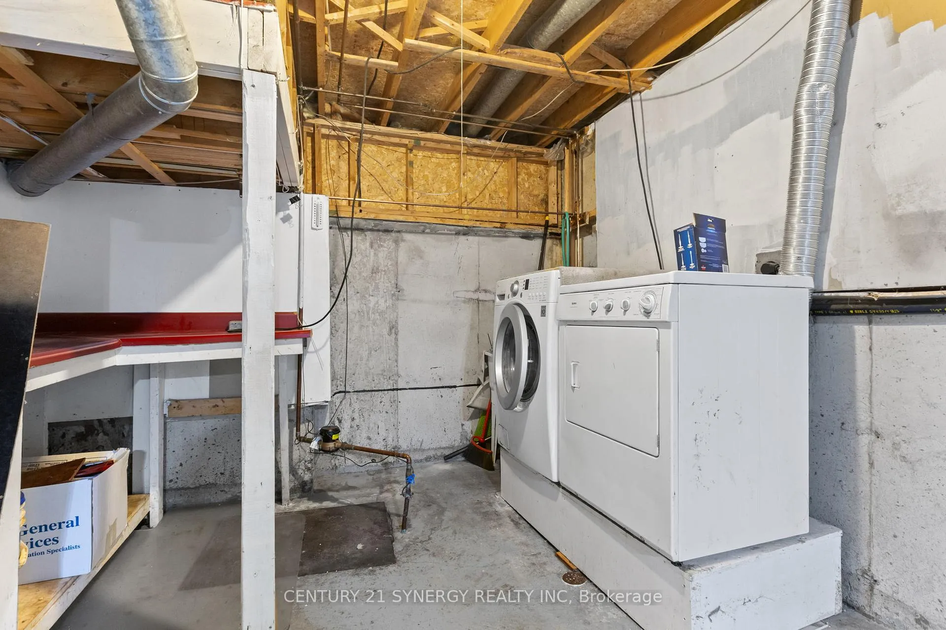 Photo 38 of 1626 Prestwick Drive, Ottawa, Queenswood Heights South — HOMEH
