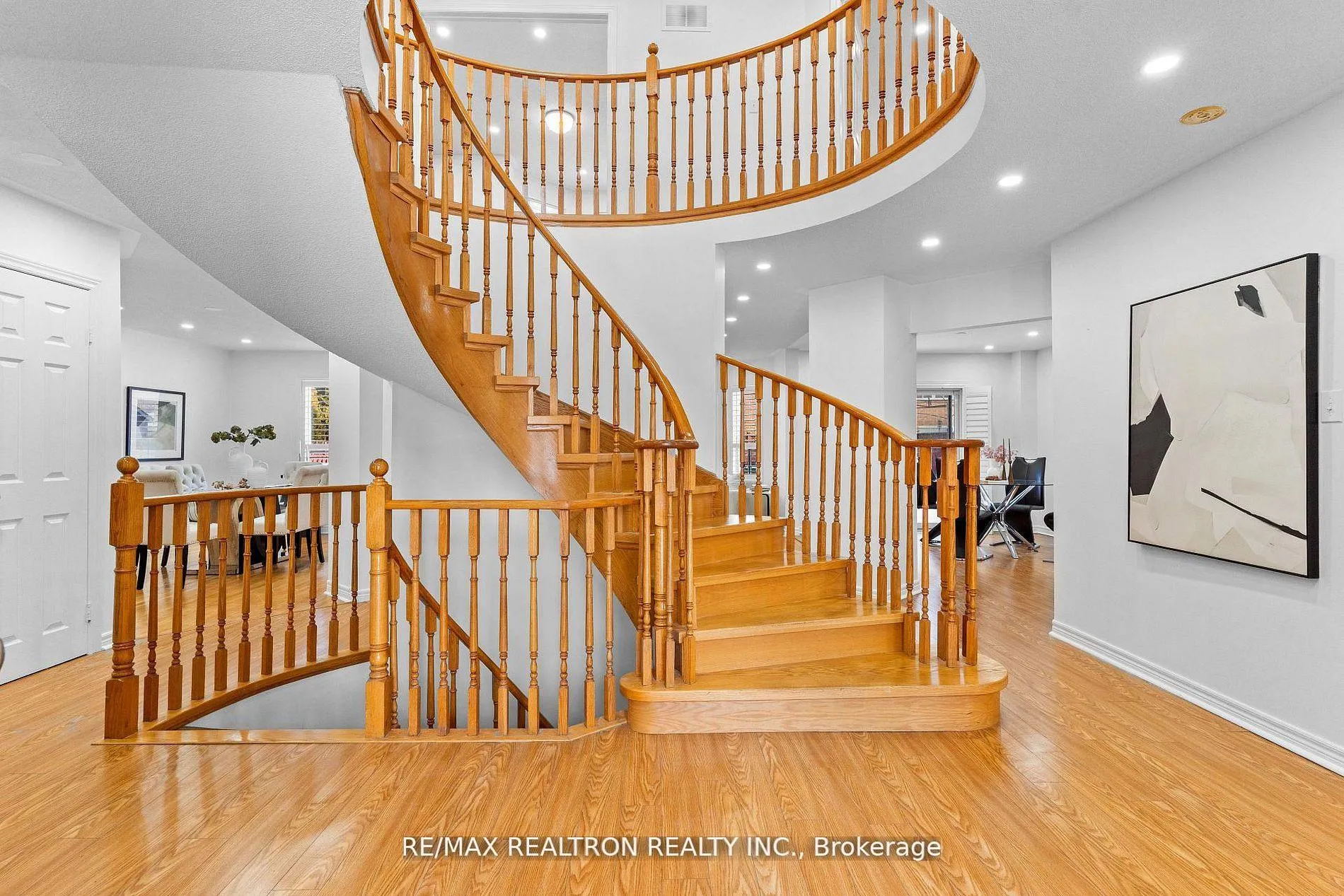 Photo 3 of 13 Freeston Crescent, Ajax, Central West — HOMEH