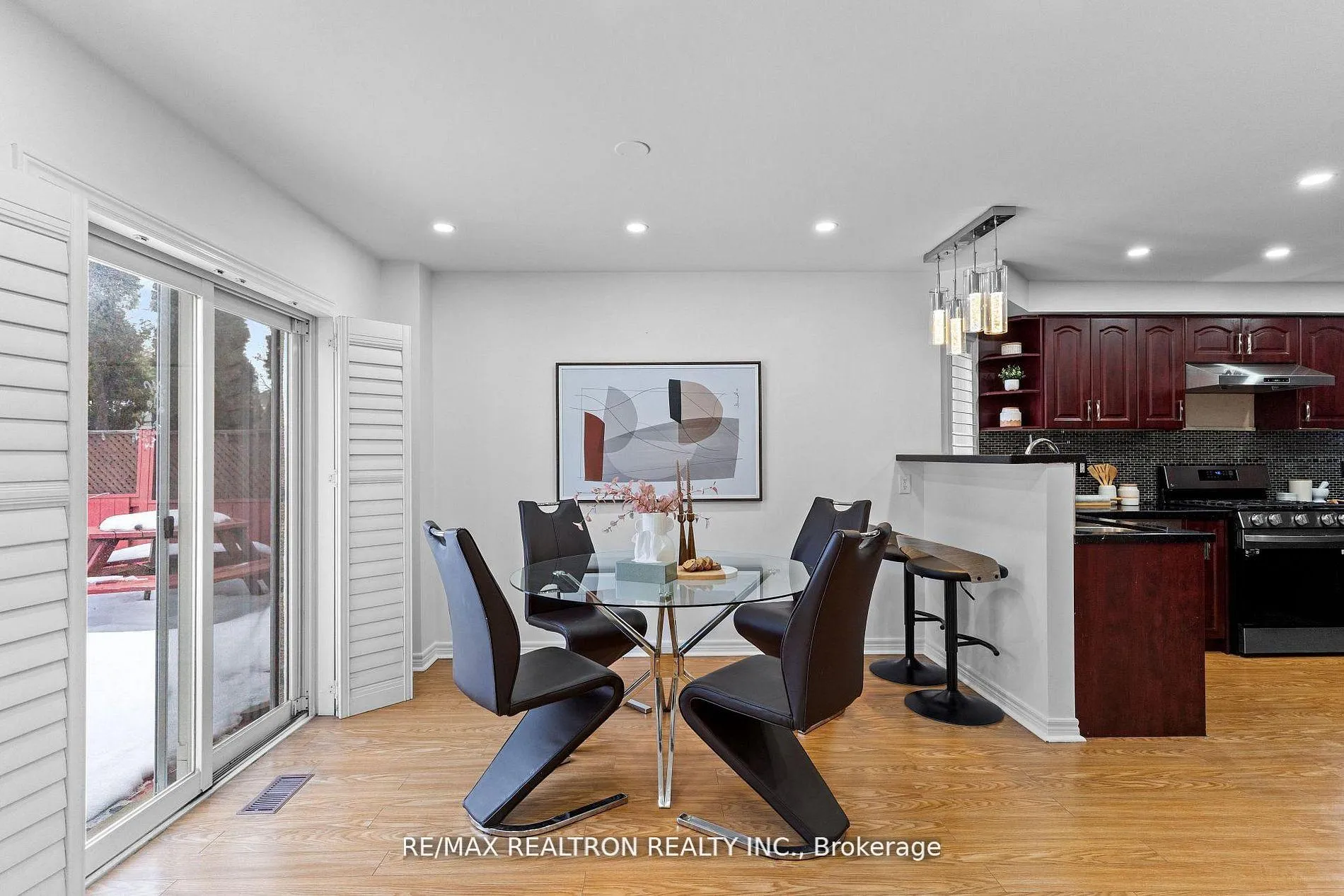 Photo 8 of 13 Freeston Crescent, Ajax, Central West — HOMEH