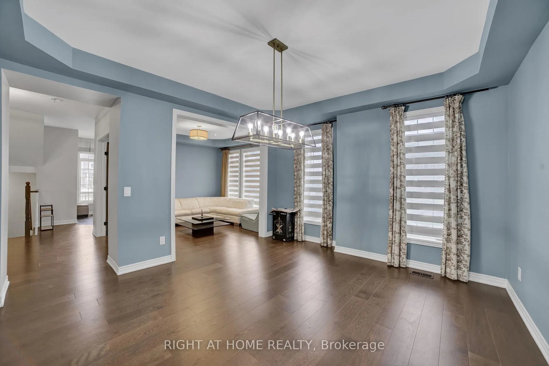 Photo 13 of 288 Raymond Road, Hamilton, Meadowlands — HOMEH