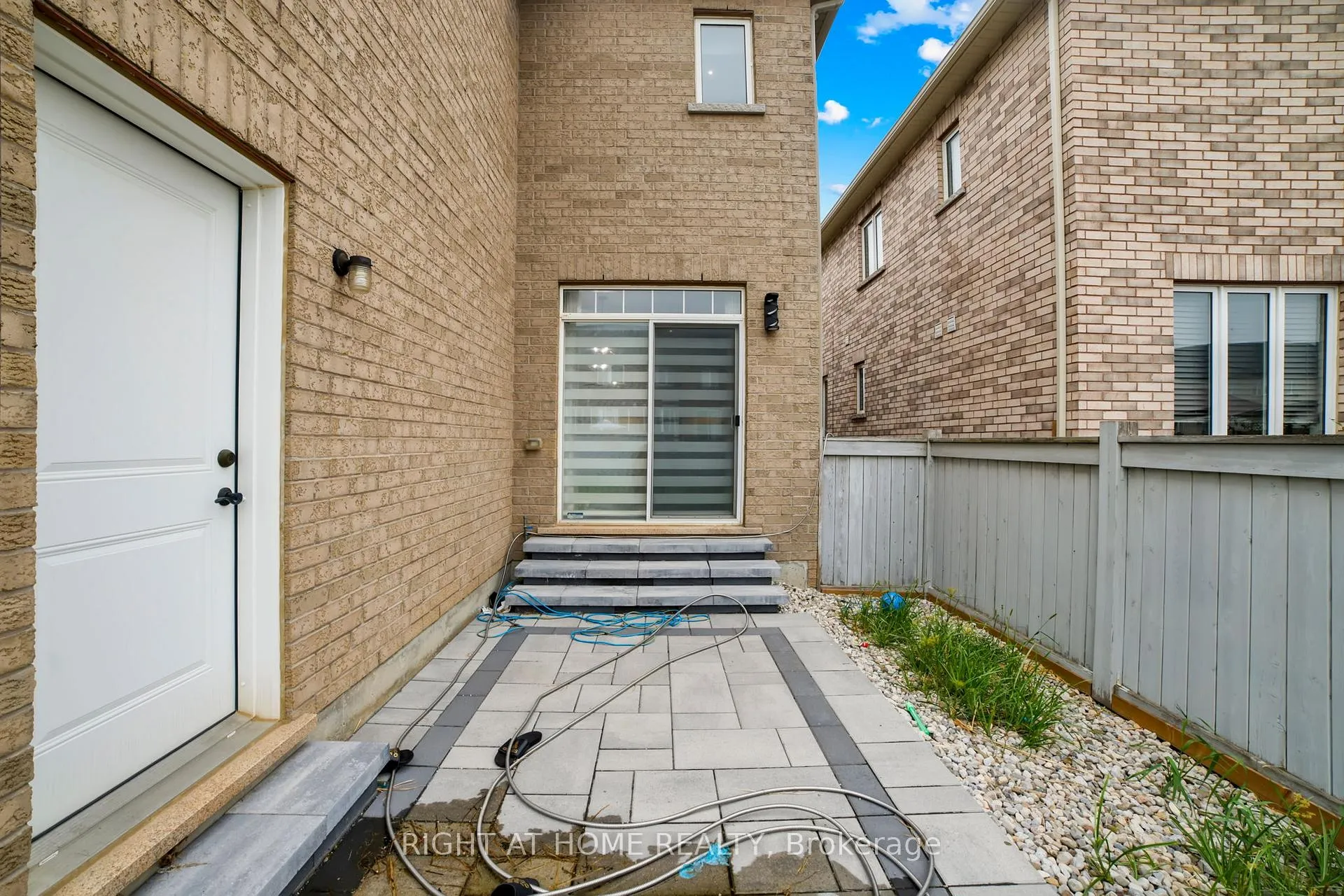 Photo 44 of 288 Raymond Road, Hamilton, Meadowlands — HOMEH