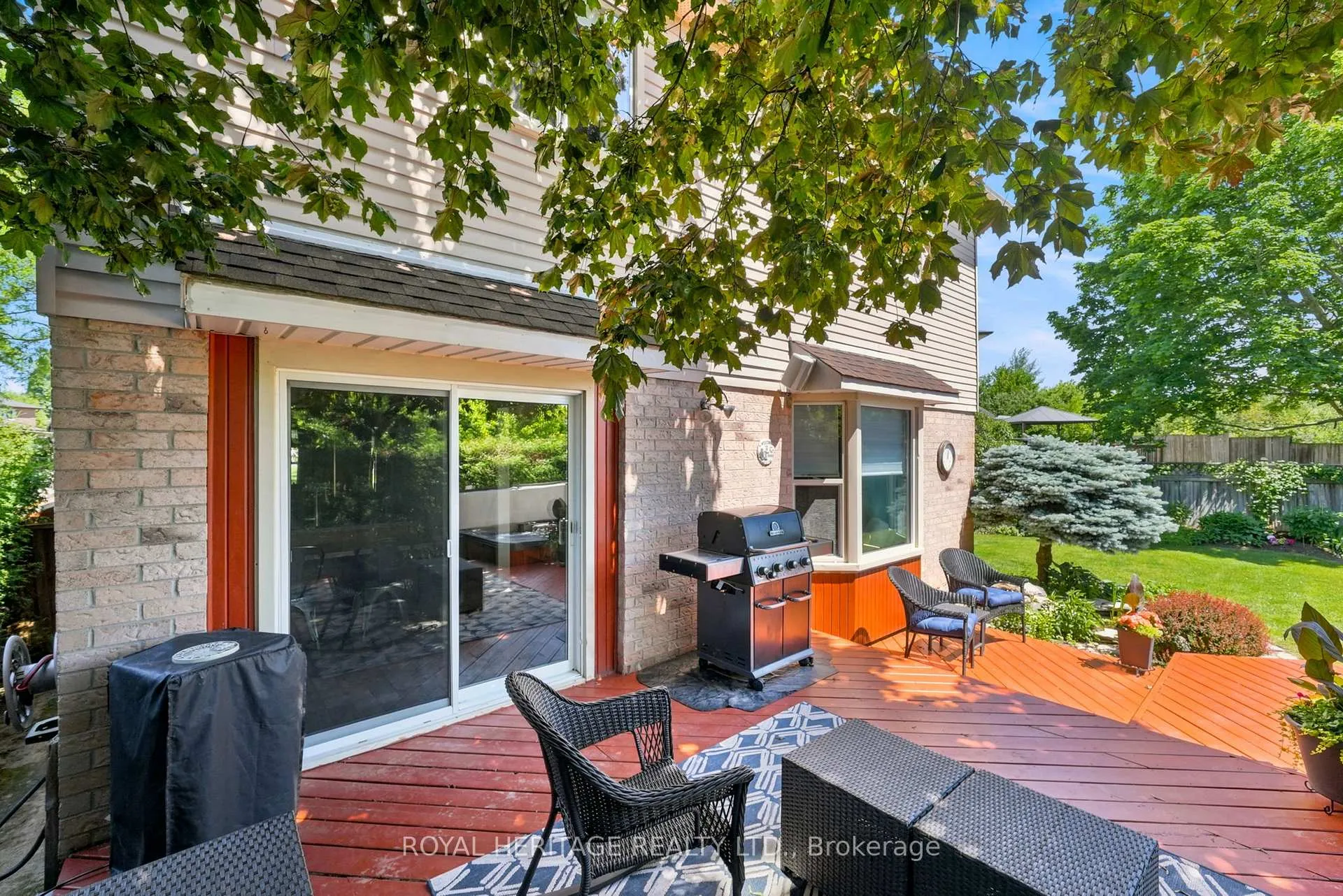 Photo 39 of 689 Pascoe Court, Oshawa, Pinecrest — HOMEH