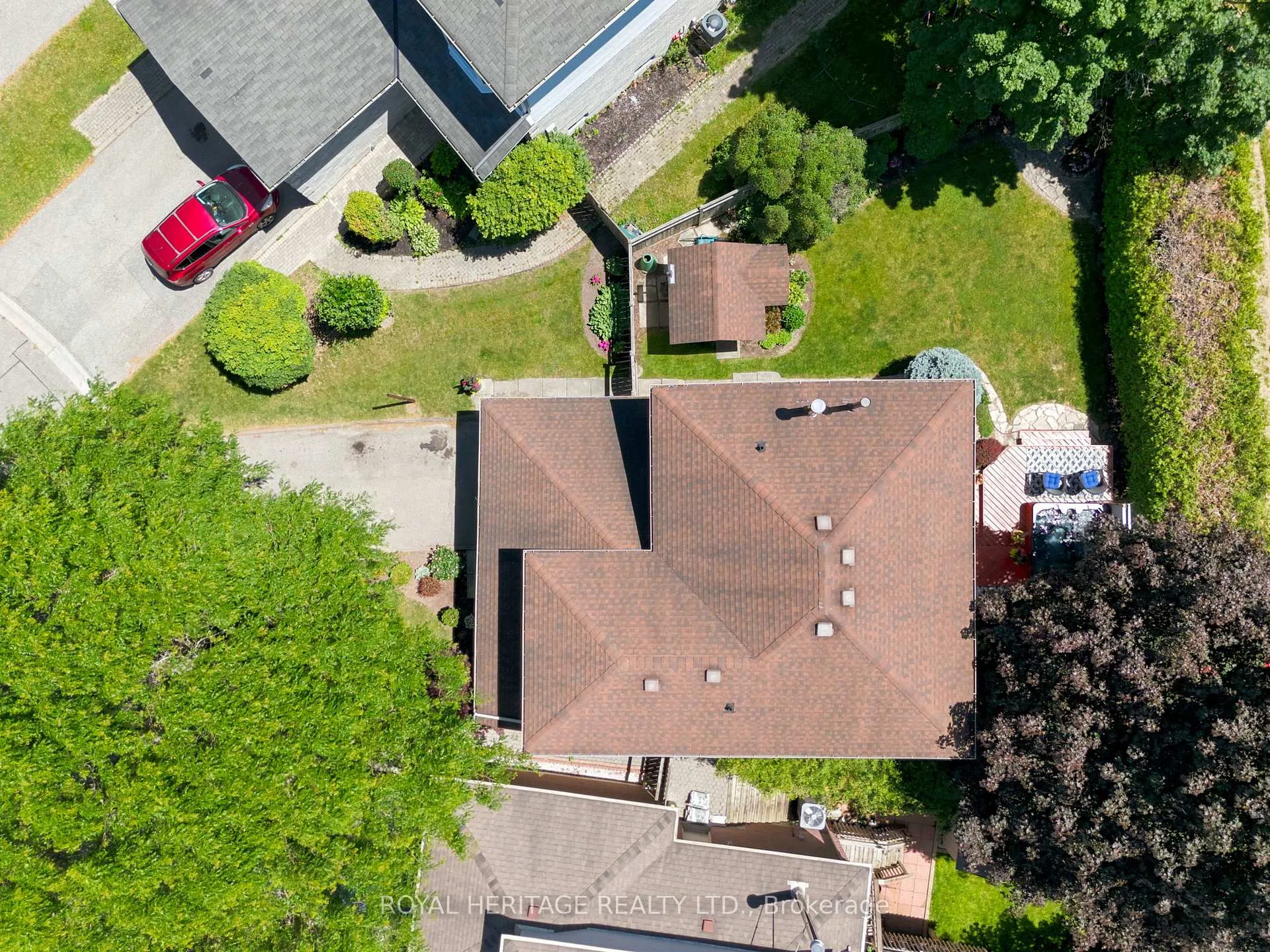 Photo 46 of 689 Pascoe Court, Oshawa, Pinecrest — HOMEH