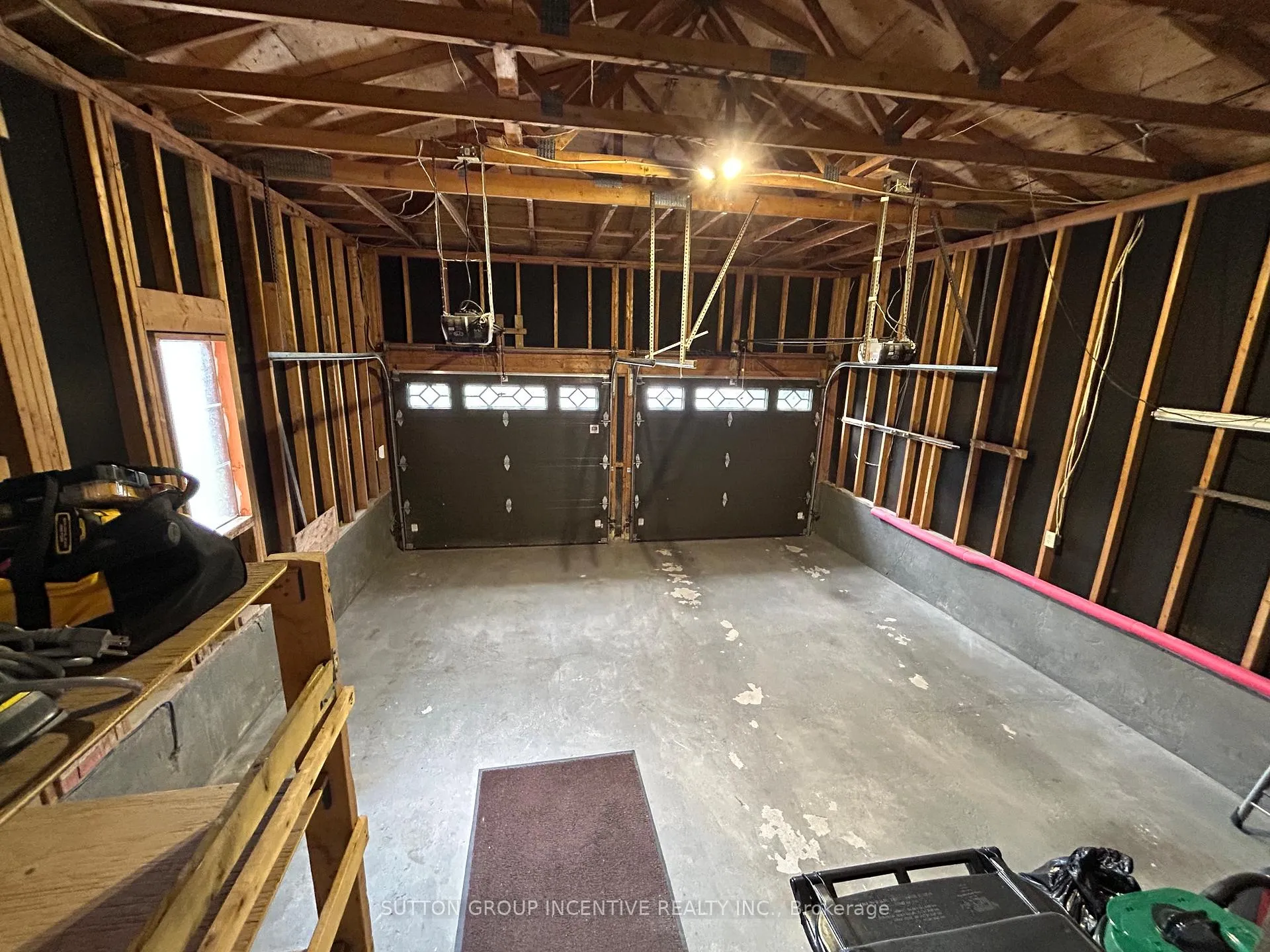 Photo 31 of 189 Hanmer Street W, Barrie, West Bayfield — HOMEH