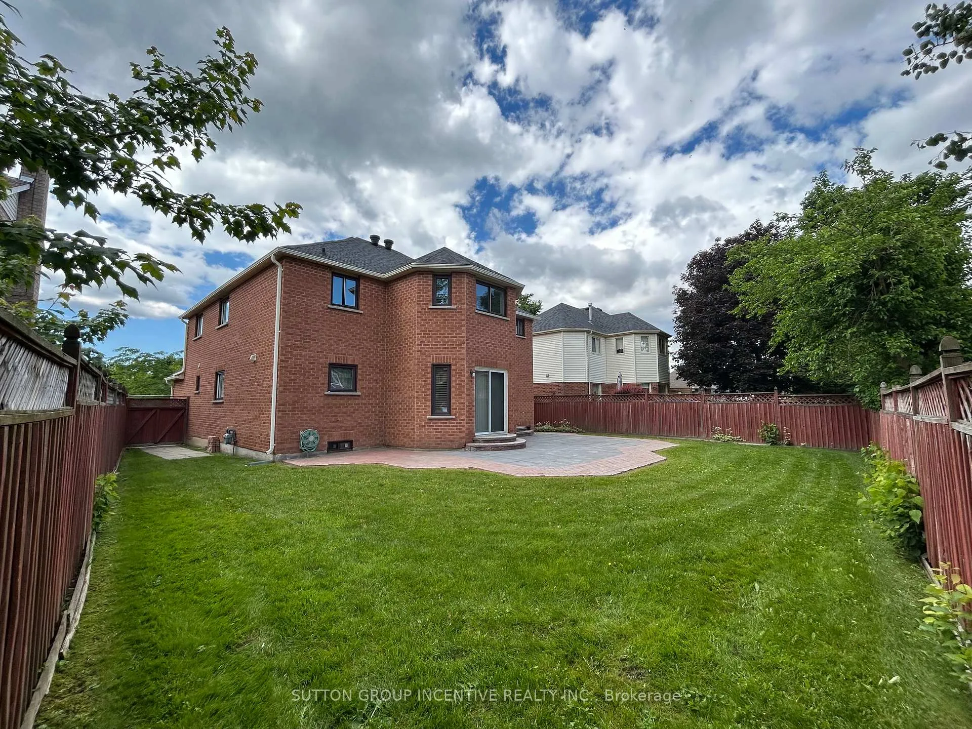 Photo 33 of 189 Hanmer Street W, Barrie, West Bayfield — HOMEH