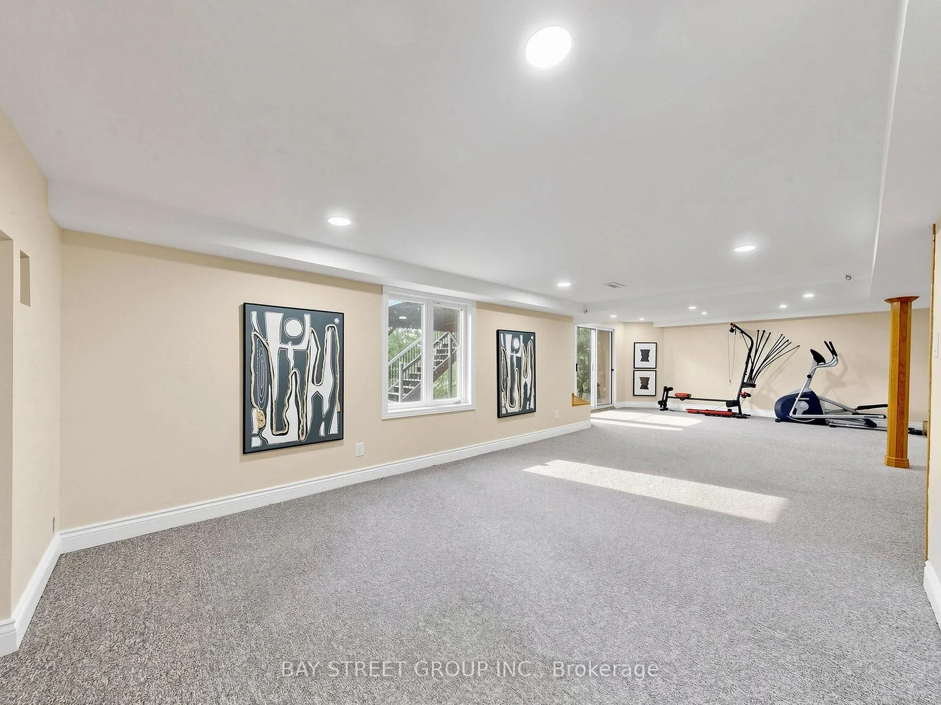 Photo 23 of 98 Brookeview Drive, Aurora, Aurora Highlands — HOMEH
