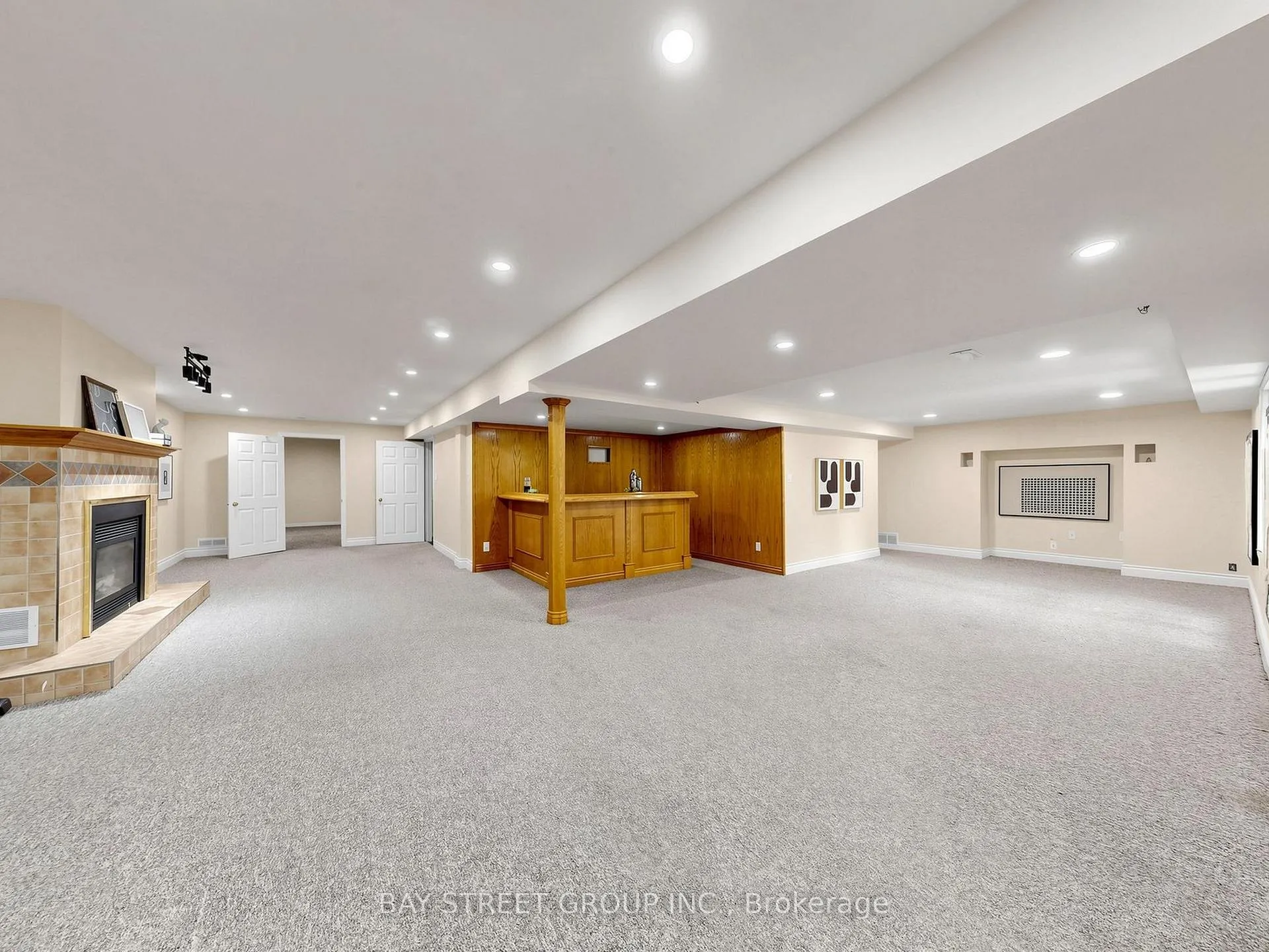 Photo 100 of 98 Brookeview Drive, Aurora, Aurora Highlands — HOMEH