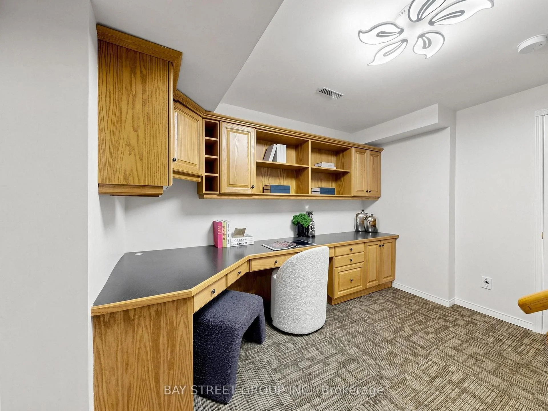Photo 53 of 98 Brookeview Drive, Aurora, Aurora Highlands — HOMEH