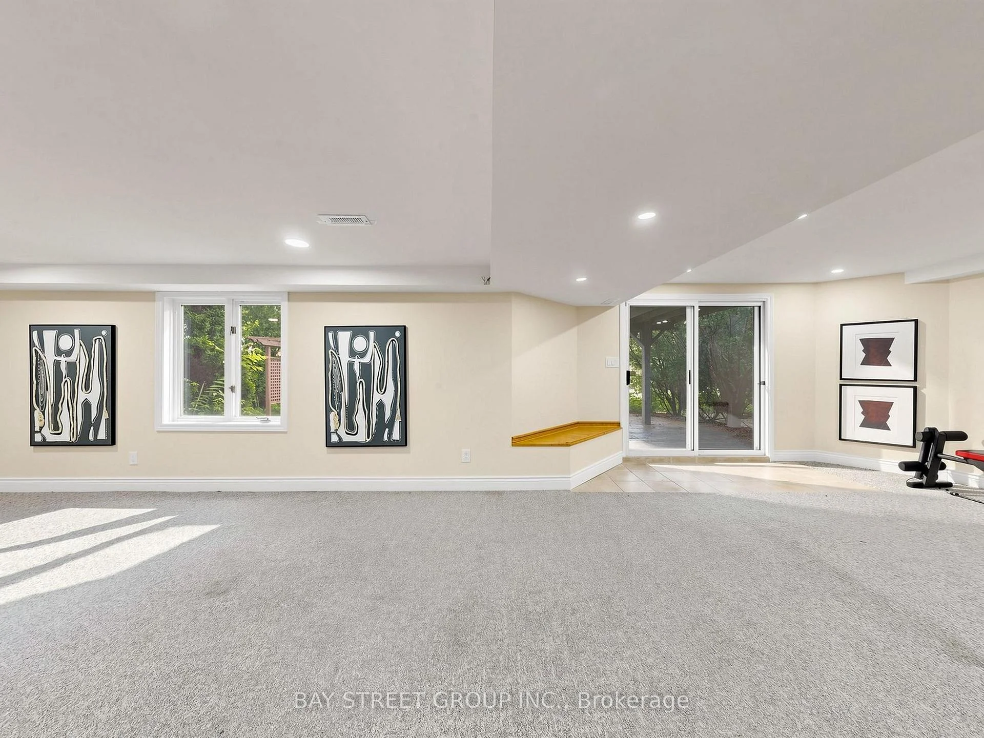 Photo 55 of 98 Brookeview Drive, Aurora, Aurora Highlands — HOMEH