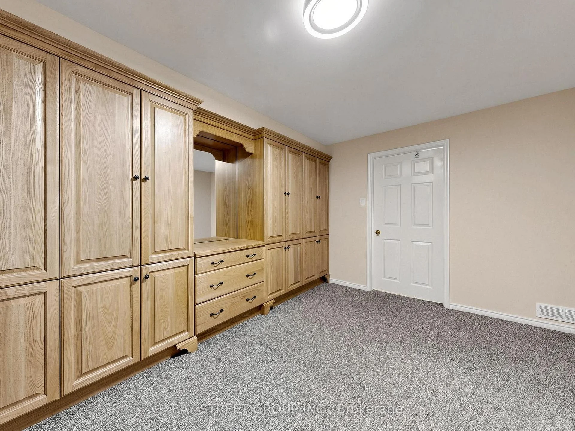 Photo 59 of 98 Brookeview Drive, Aurora, Aurora Highlands — HOMEH