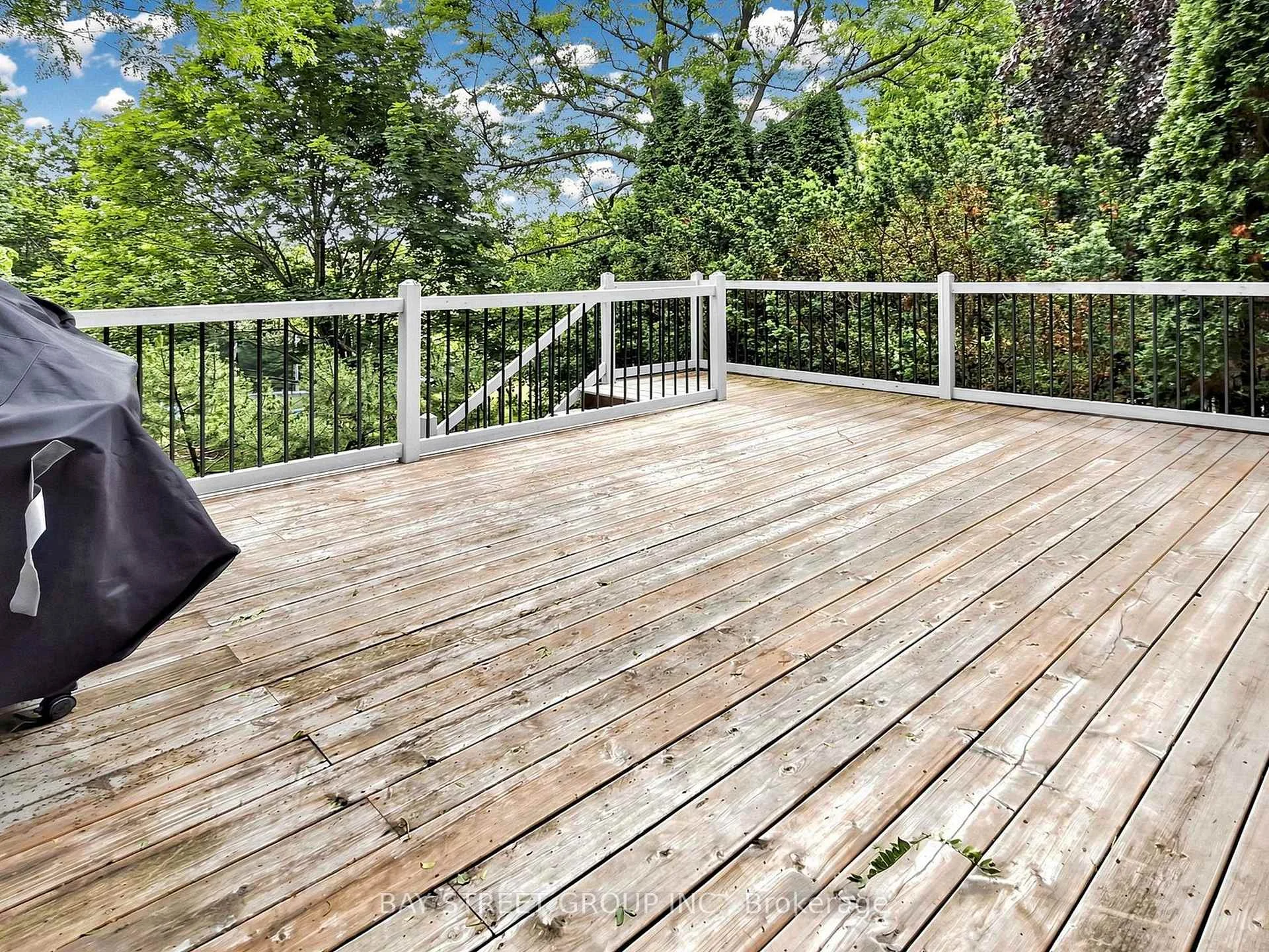 Photo 63 of 98 Brookeview Drive, Aurora, Aurora Highlands — HOMEH