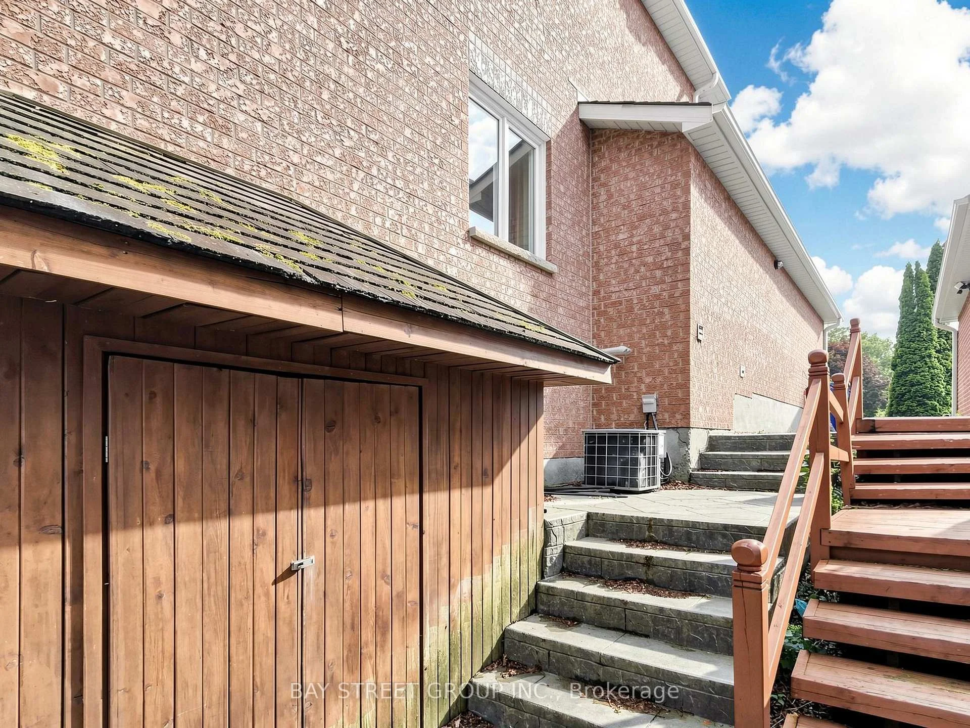 Photo 67 of 98 Brookeview Drive, Aurora, Aurora Highlands — HOMEH