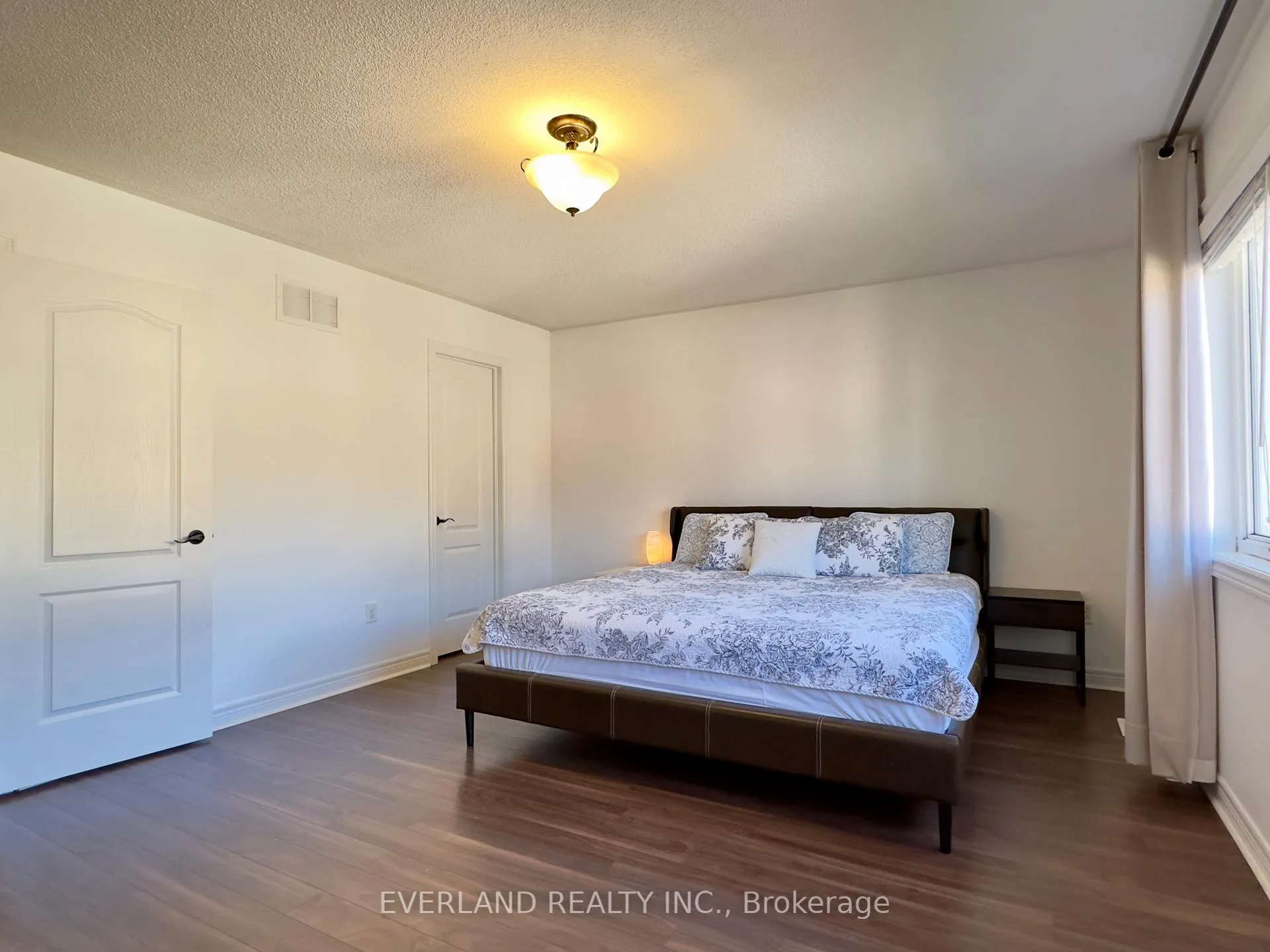 Photo 12 of 22 Lundy Drive, Markham, Box Grove — HOMEH