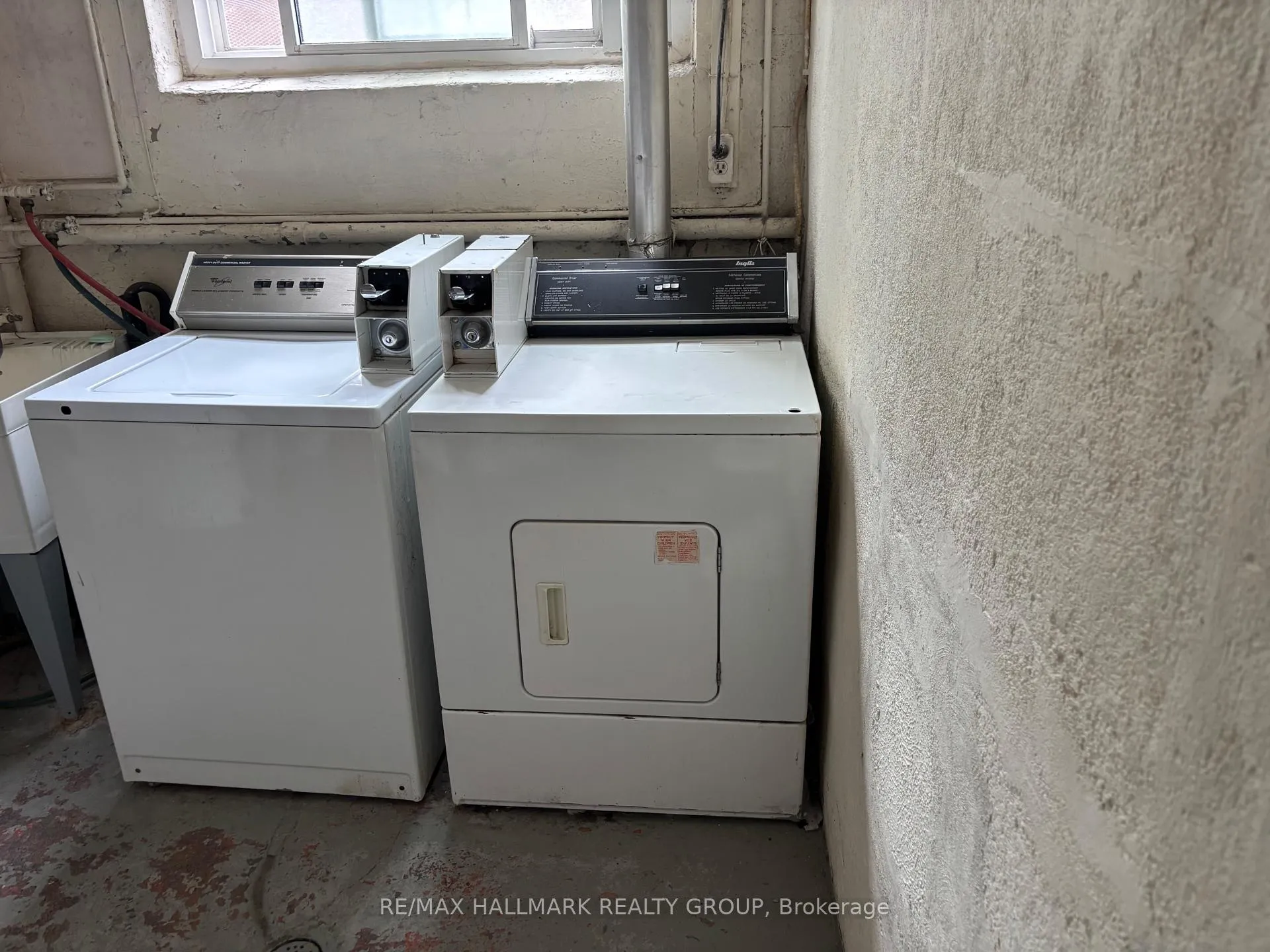 Photo 16 of Unit 2, 1064 Merivale Road, Ottawa, Carlington — HOMEH