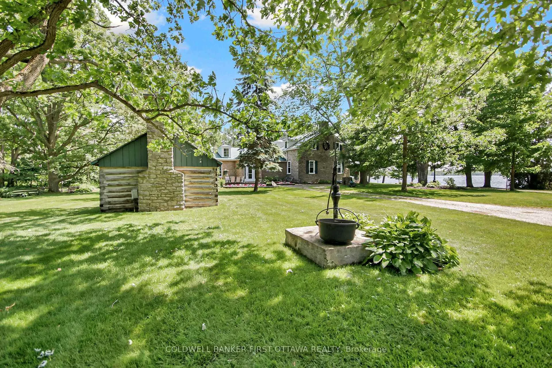 Photo 5 of 100 Loch End Road, Beckwith, Beckwith Twp — HOMEH