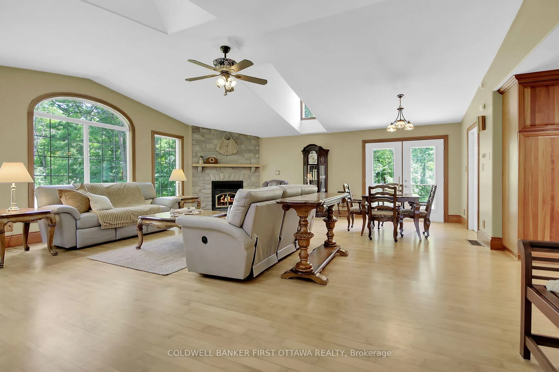 Photo 10 of 100 Loch End Road, Beckwith, Beckwith Twp — HOMEH