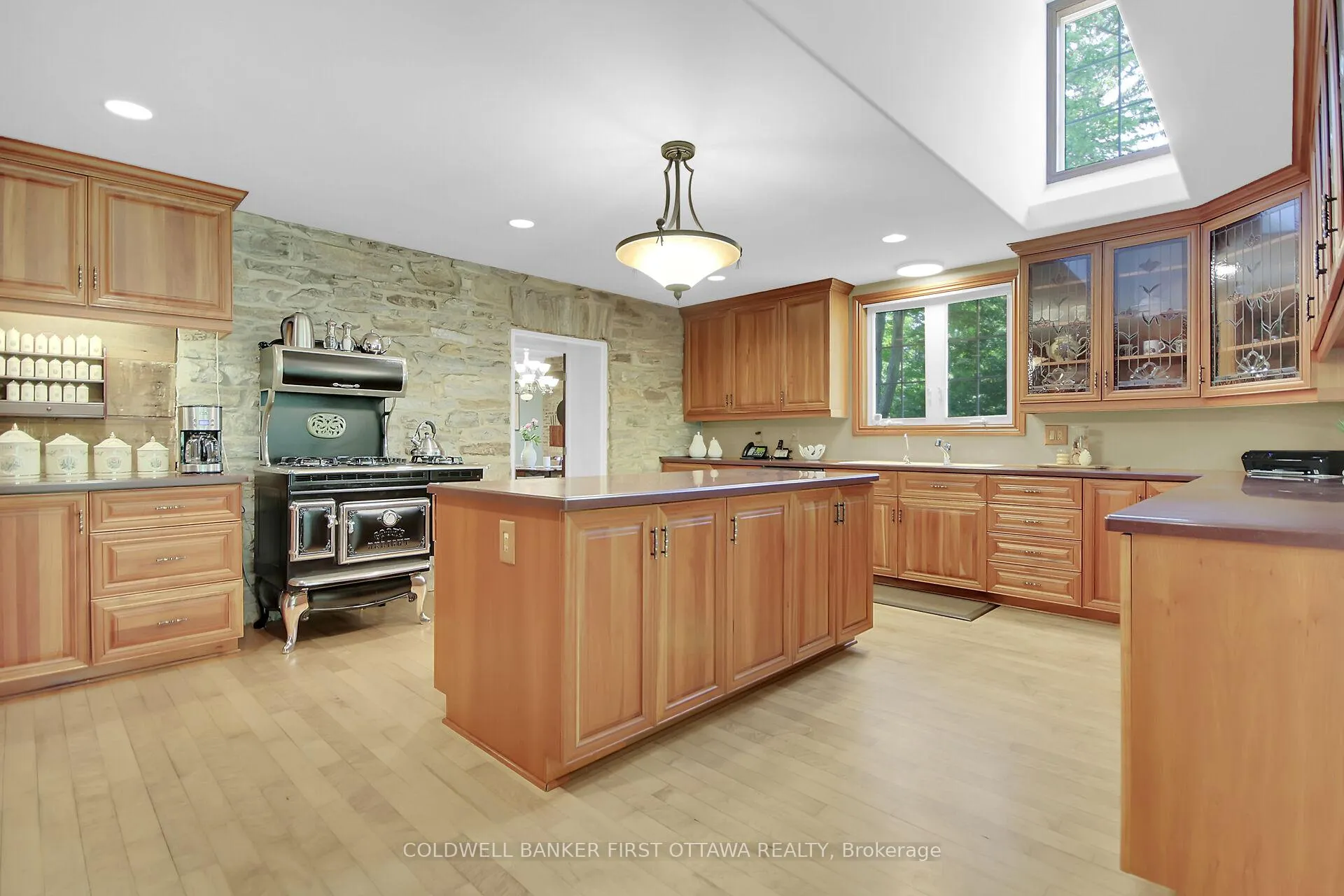Photo 11 of 100 Loch End Road, Beckwith, Beckwith Twp — HOMEH