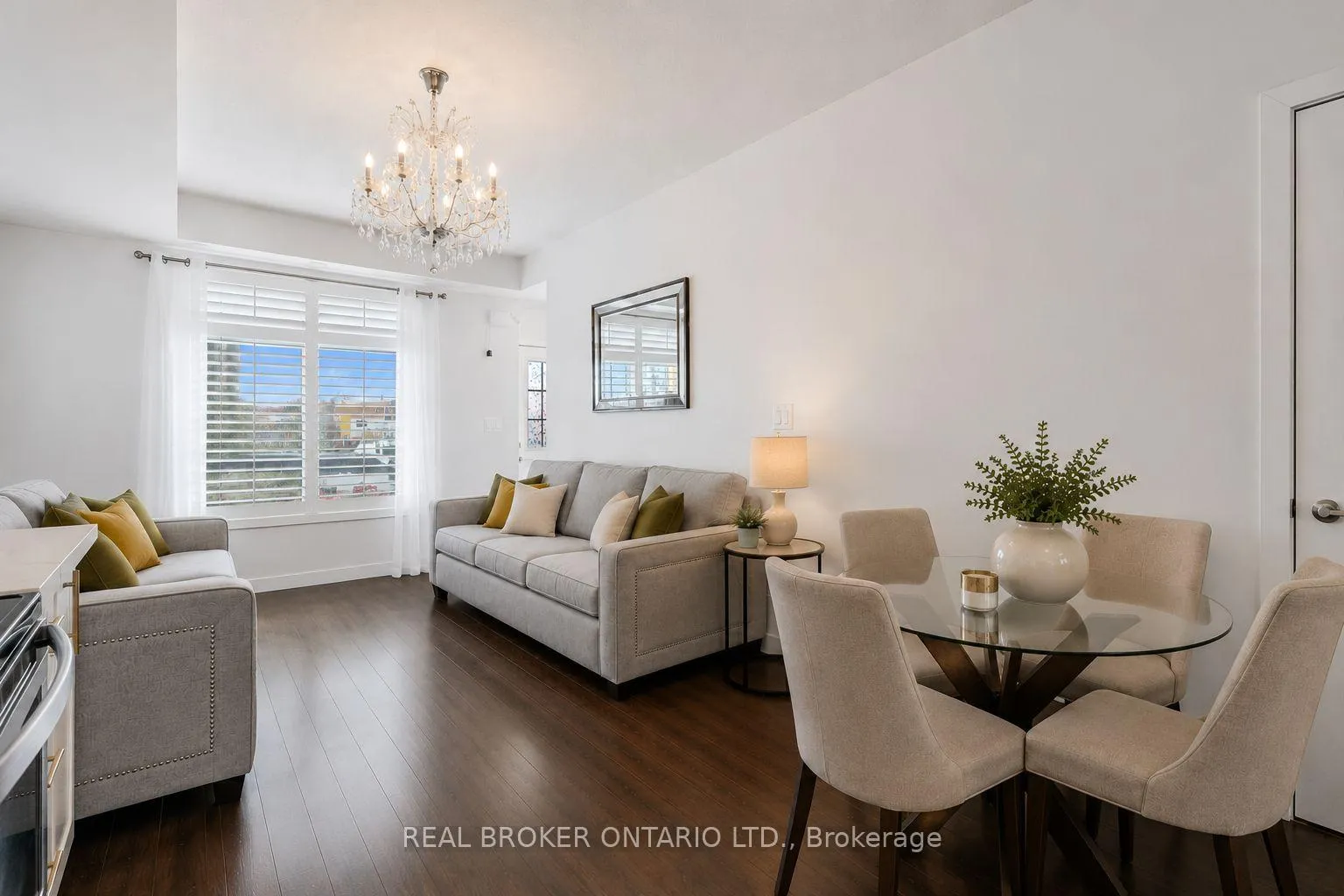 Photo 2 of Unit 21, 630 Rogers Road, Toronto, Keelesdale-Eglinton West — HOMEH