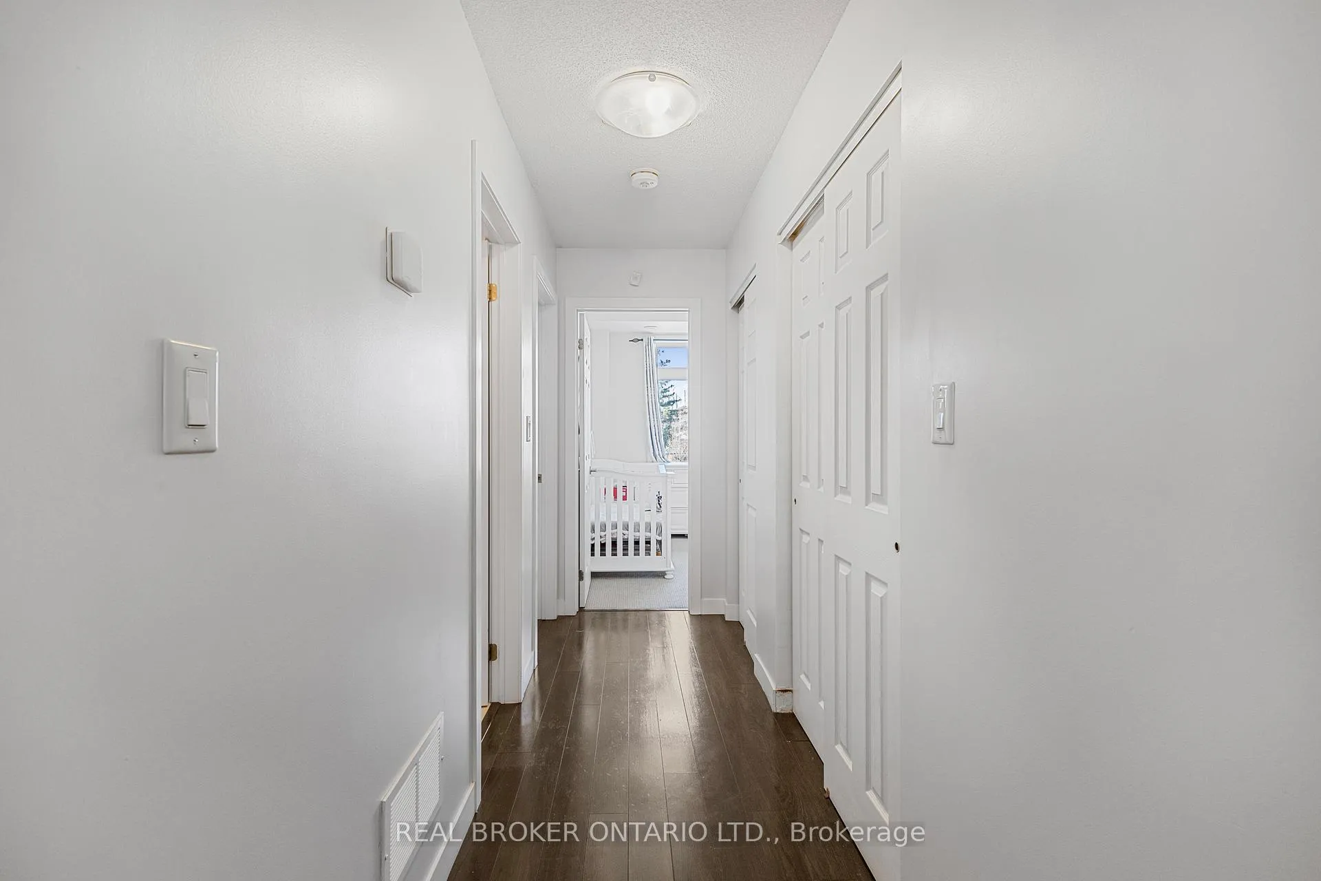 Photo 6 of Unit 21, 630 Rogers Road, Toronto, Keelesdale-Eglinton West — HOMEH