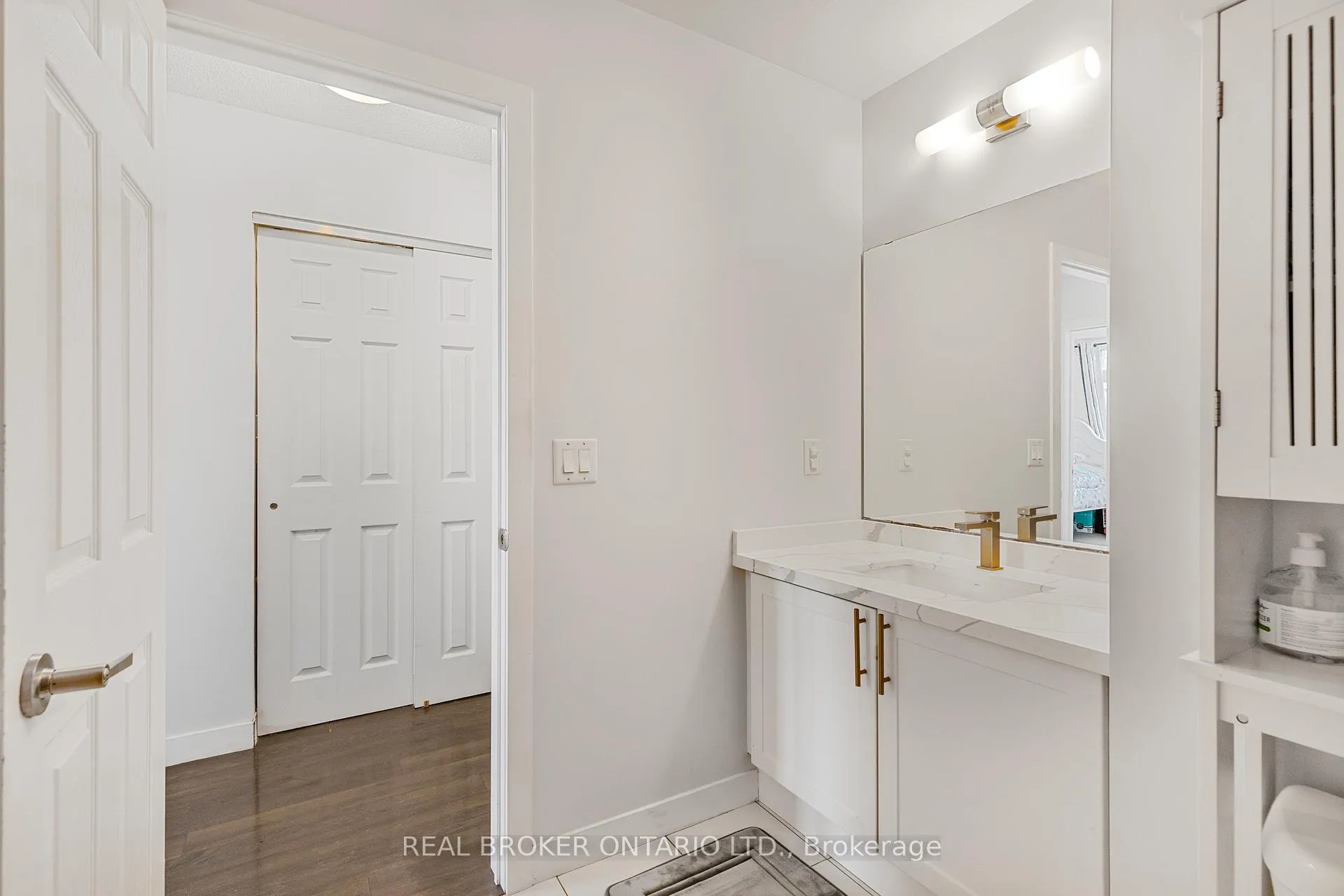 Photo 11 of Unit 21, 630 Rogers Road, Toronto, Keelesdale-Eglinton West — HOMEH