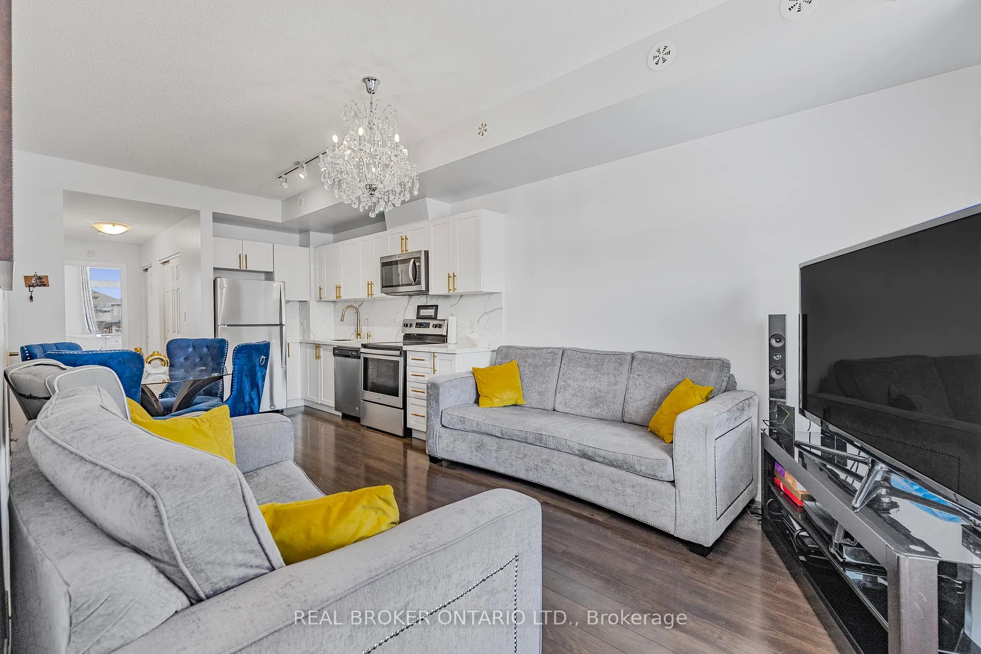 Photo 14 of Unit 21, 630 Rogers Road, Toronto, Keelesdale-Eglinton West — HOMEH
