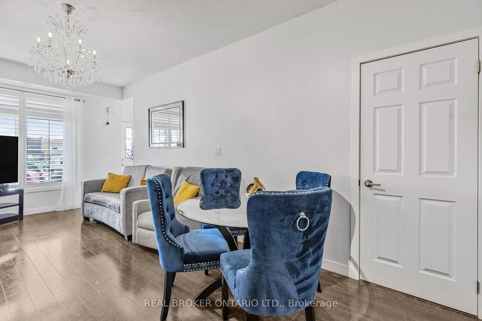 Photo 16 of Unit 21, 630 Rogers Road, Toronto, Keelesdale-Eglinton West — HOMEH
