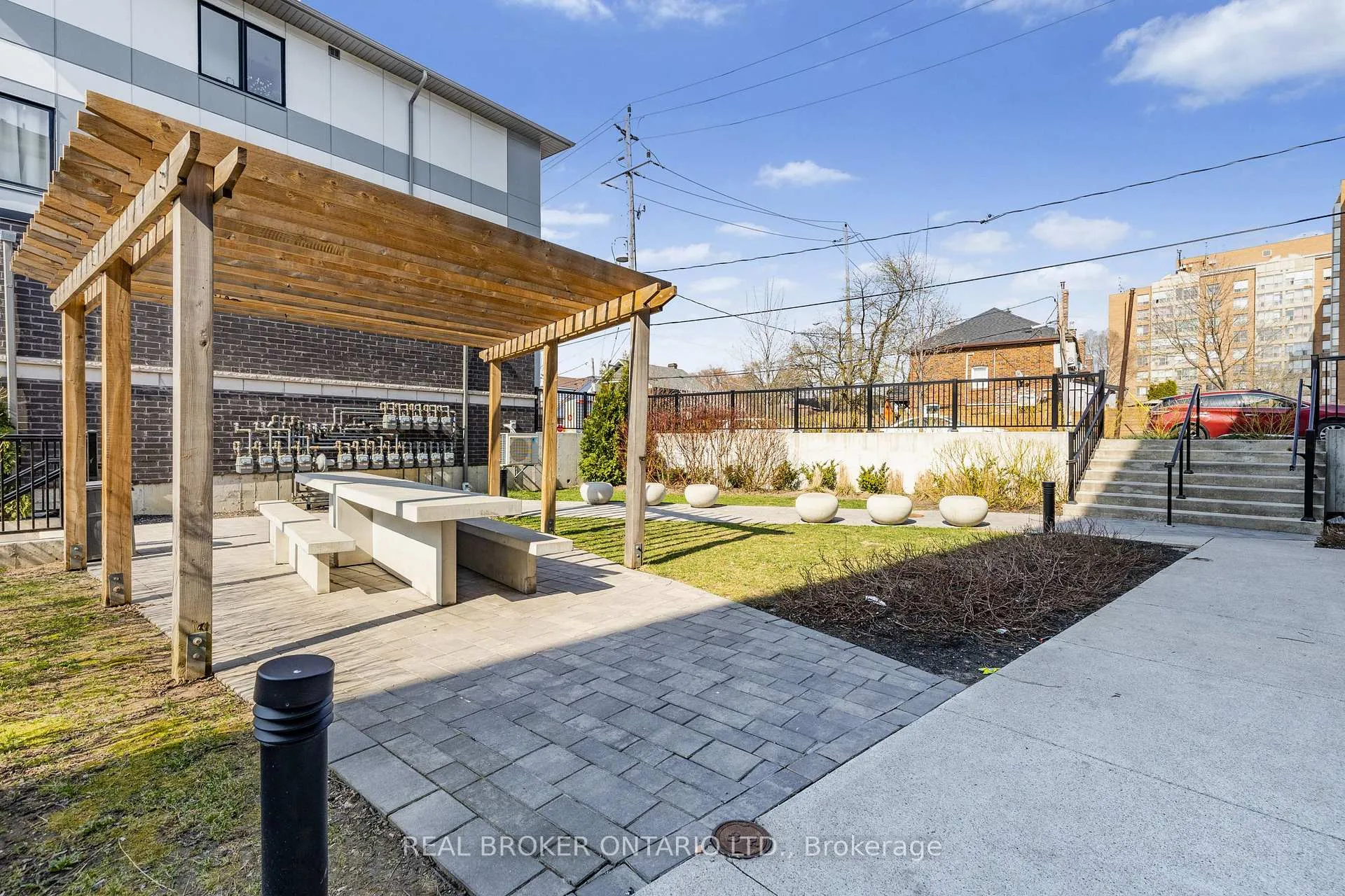 Photo 18 of Unit 21, 630 Rogers Road, Toronto, Keelesdale-Eglinton West — HOMEH