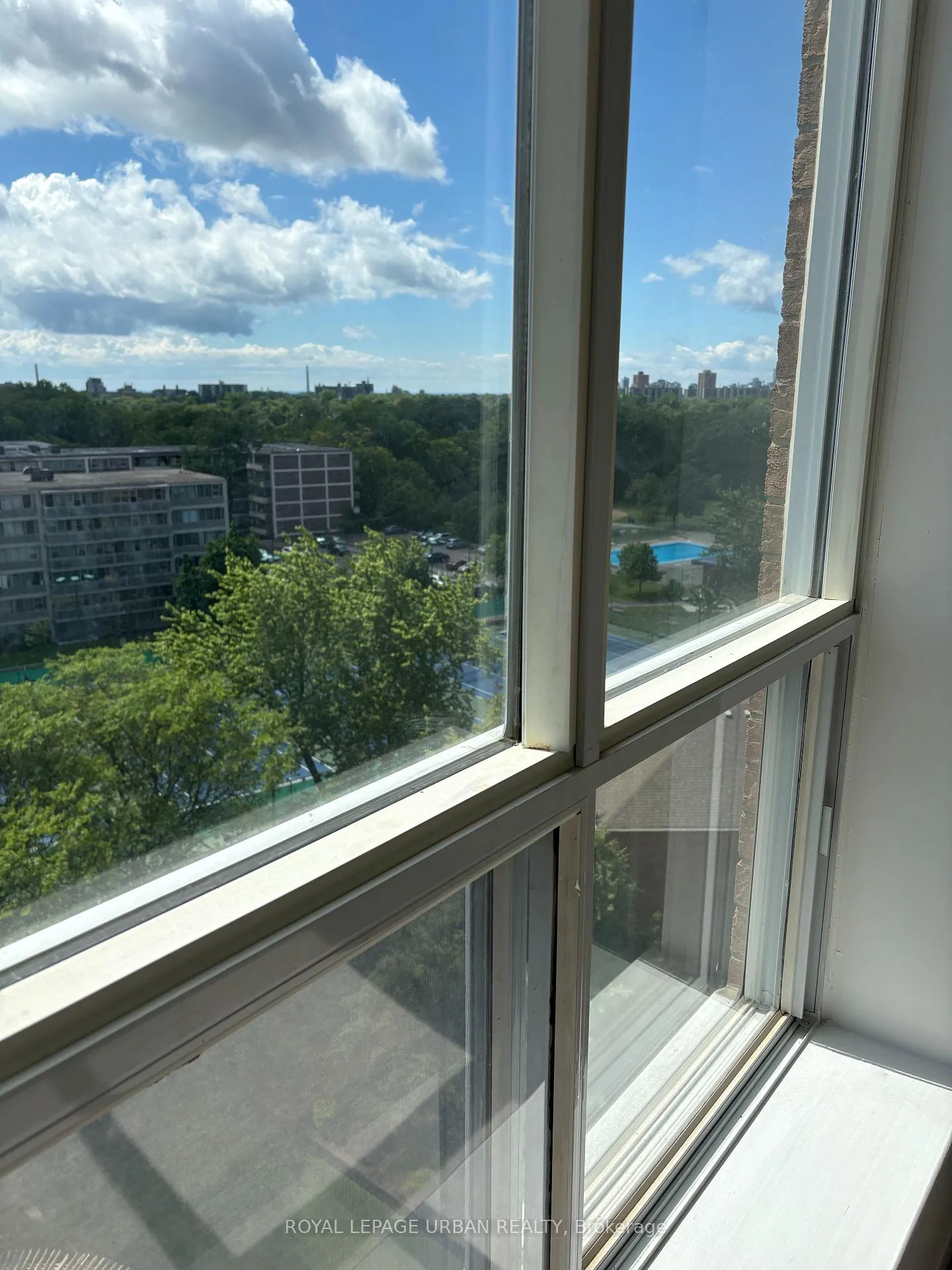 Photo 15 of Unit 902, 21 Overlea Boulevard, Toronto, Thorncliffe Park — HOMEH