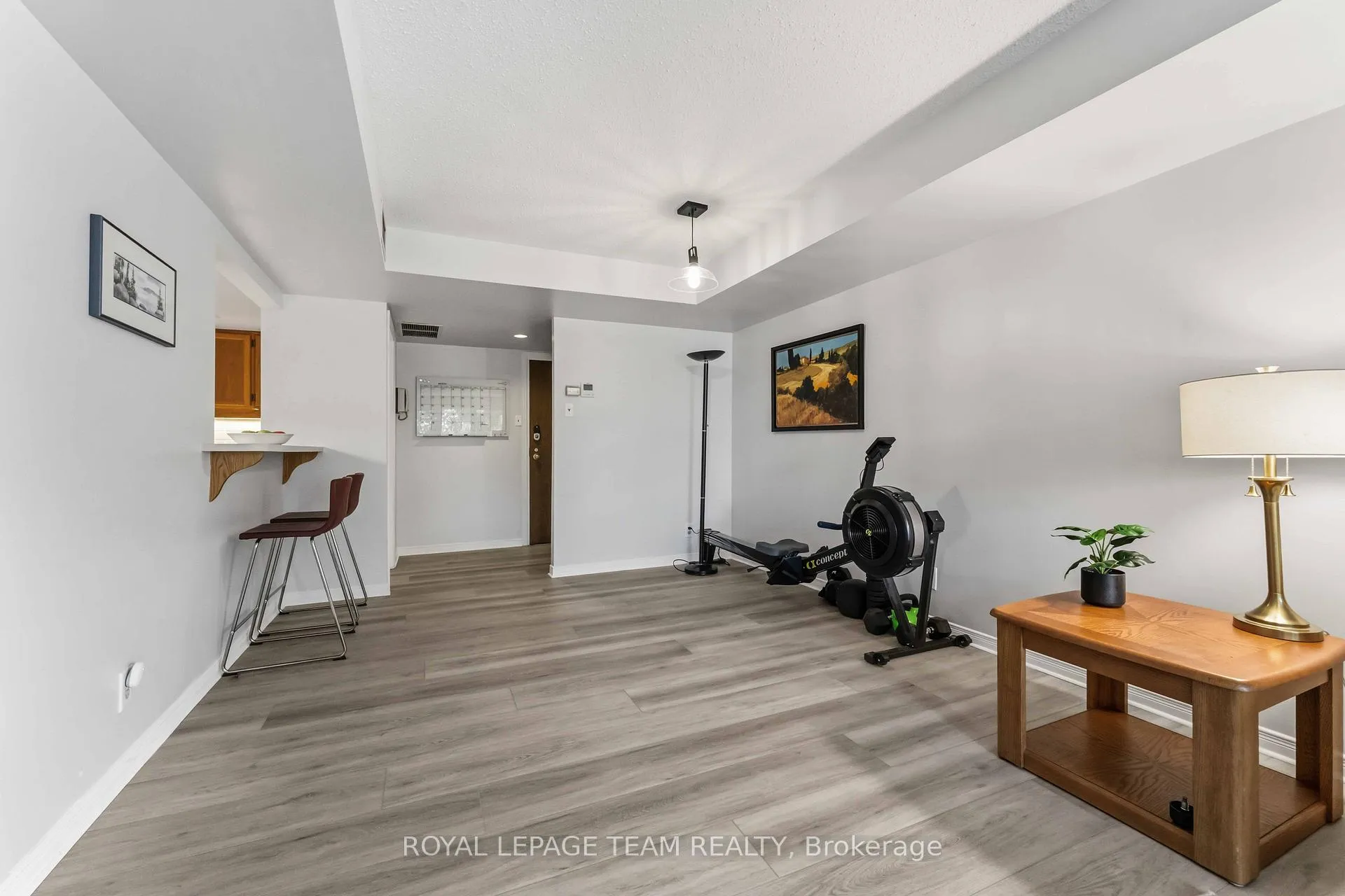 Photo 18 of Unit 301, 7 Kippewa Drive, Ottawa, Dows Lake — HOMEH
